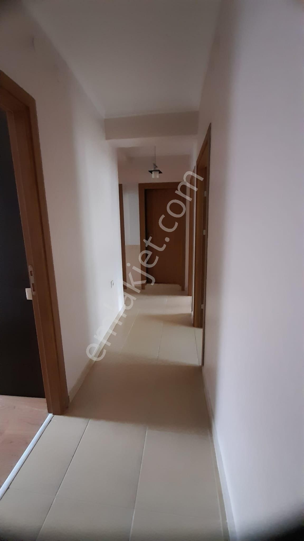 Gundogdu Vergı Daıresı Yanı Ara Kat Kıralık 3+1 Daıre - Görsel 16