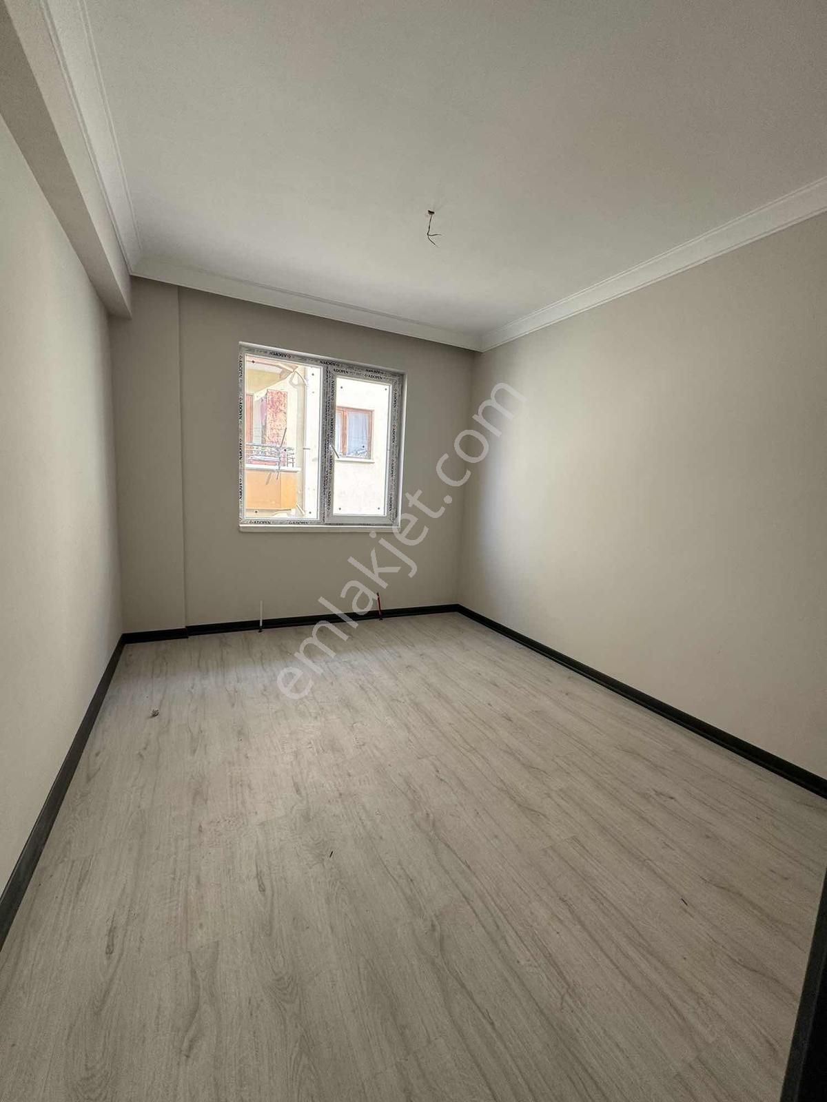 Liderden 3+1 Sıfır 3.kat,ön Cephe İskanı Alnmş Full Yapılı Daire - Görsel 12