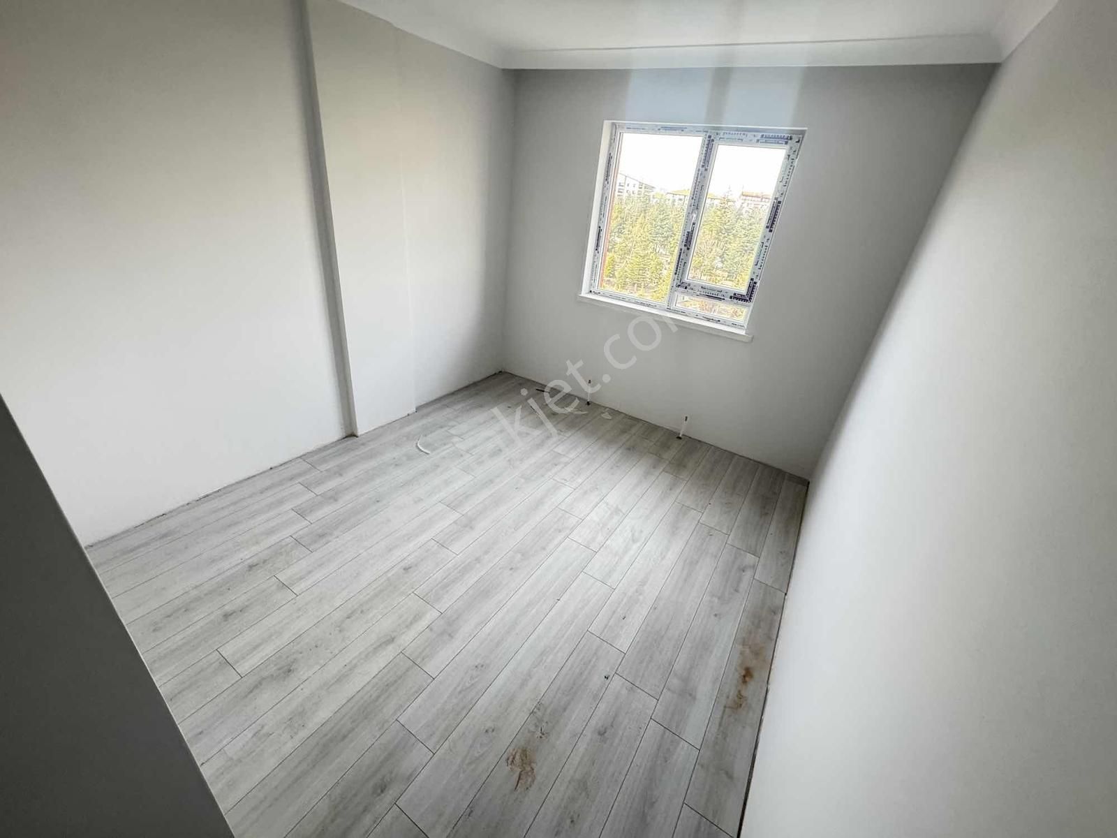 Lider Emlak'tan Stadyum Mevki Sıfır Ebeveynli 3+1 3.kat Daire - Görsel 5