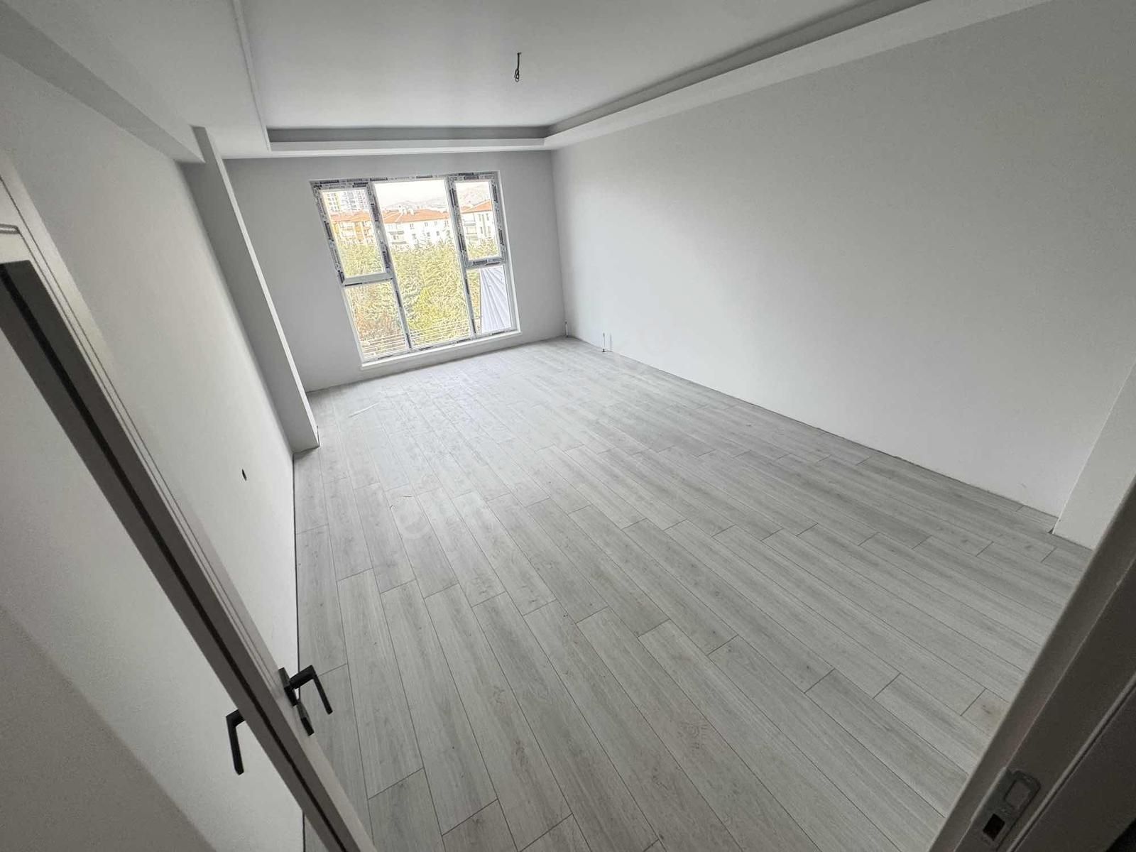 Lider Emlak'tan Stadyum Mevki Sıfır Ebeveynli 3+1 3.kat Daire - Görsel 18