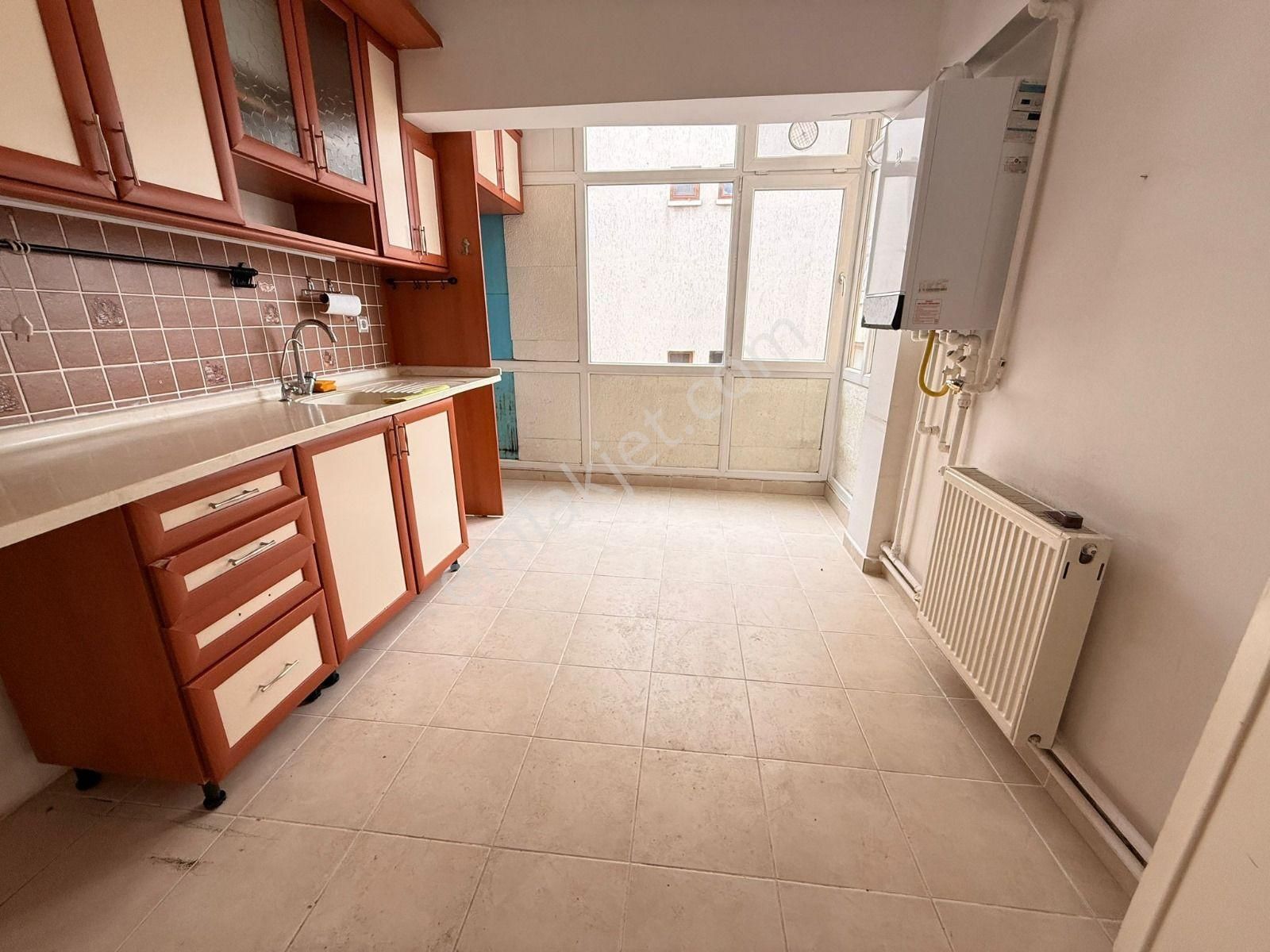 İncirli Mahallesi'nde Katta 3+1 Daire! - Görsel 2