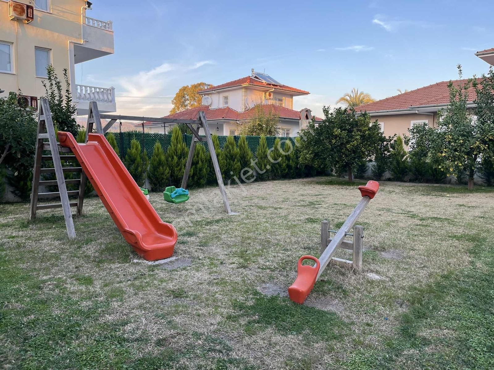 Lalezar Sitesinde Eşyalı Kiralık Daire - Görsel 13