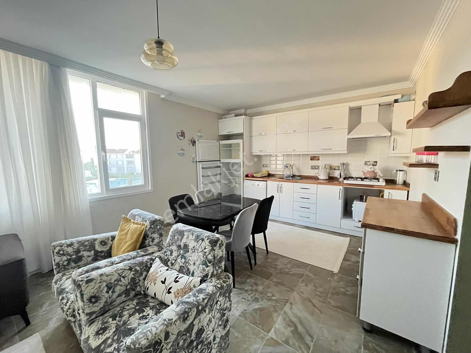 Lalezar Sitesinde Eşyalı Kiralık Daire - Görsel 17