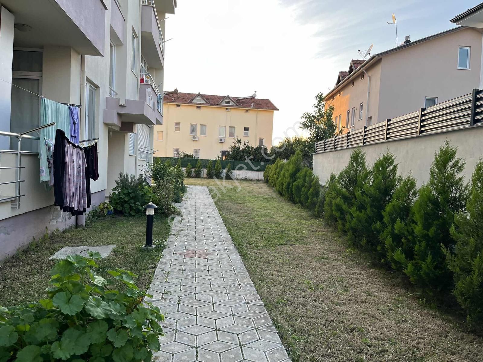 Lalezar Sitesinde Eşyalı Kiralık Daire - Görsel 19