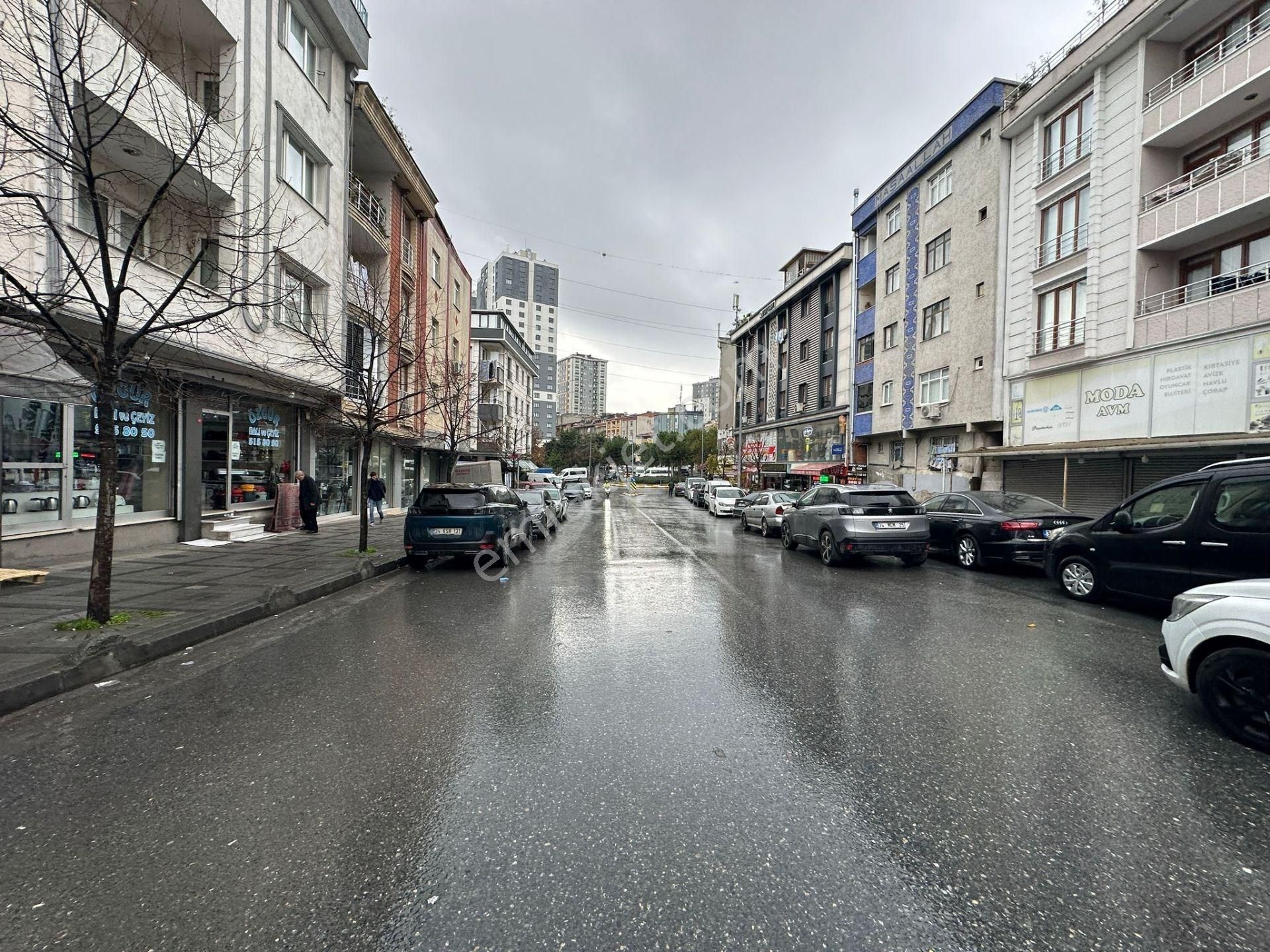Güneşli 15 Temmuz Mahallesi Ana Cadde Üstü Kiralık Dükkan - Görsel 23