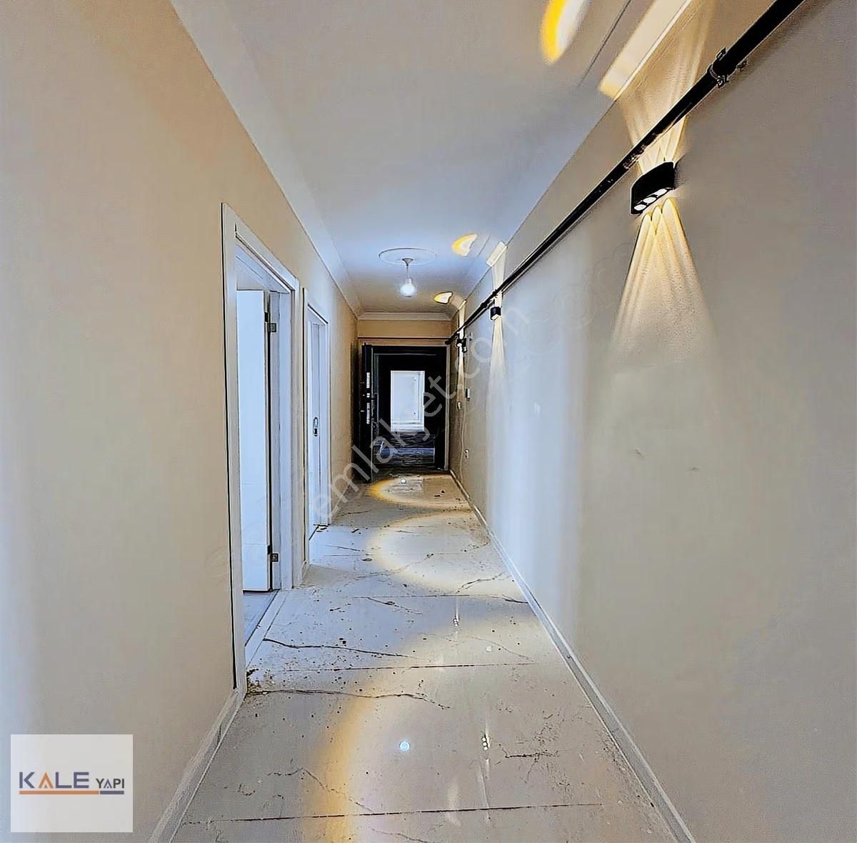 Bahçeşehir Lokasyonunda Satılık Sıfır 3+1 Daire - Görsel 3