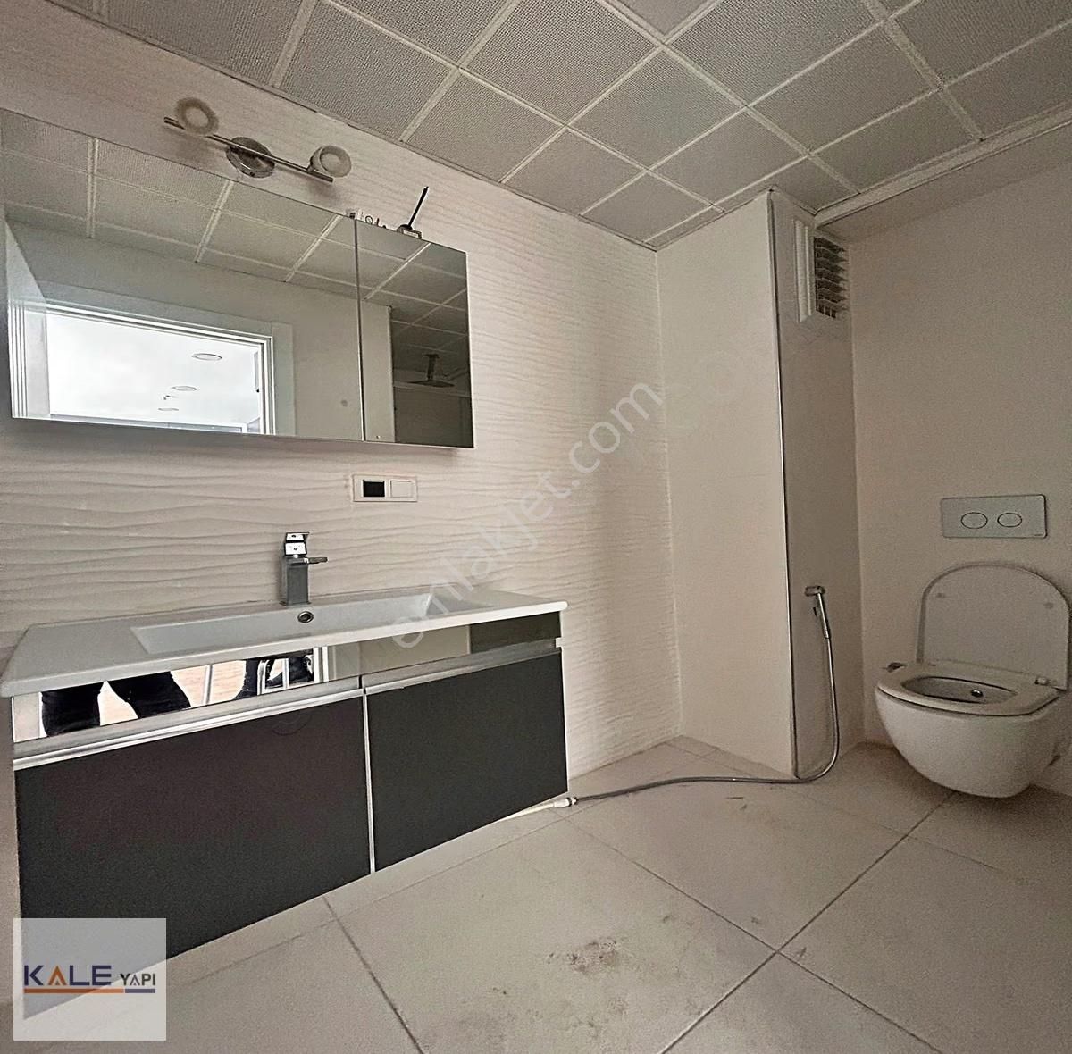 Bahçeşehir Lokasyonlu 1+1 Satılık Fırsat Daire - Görsel 19