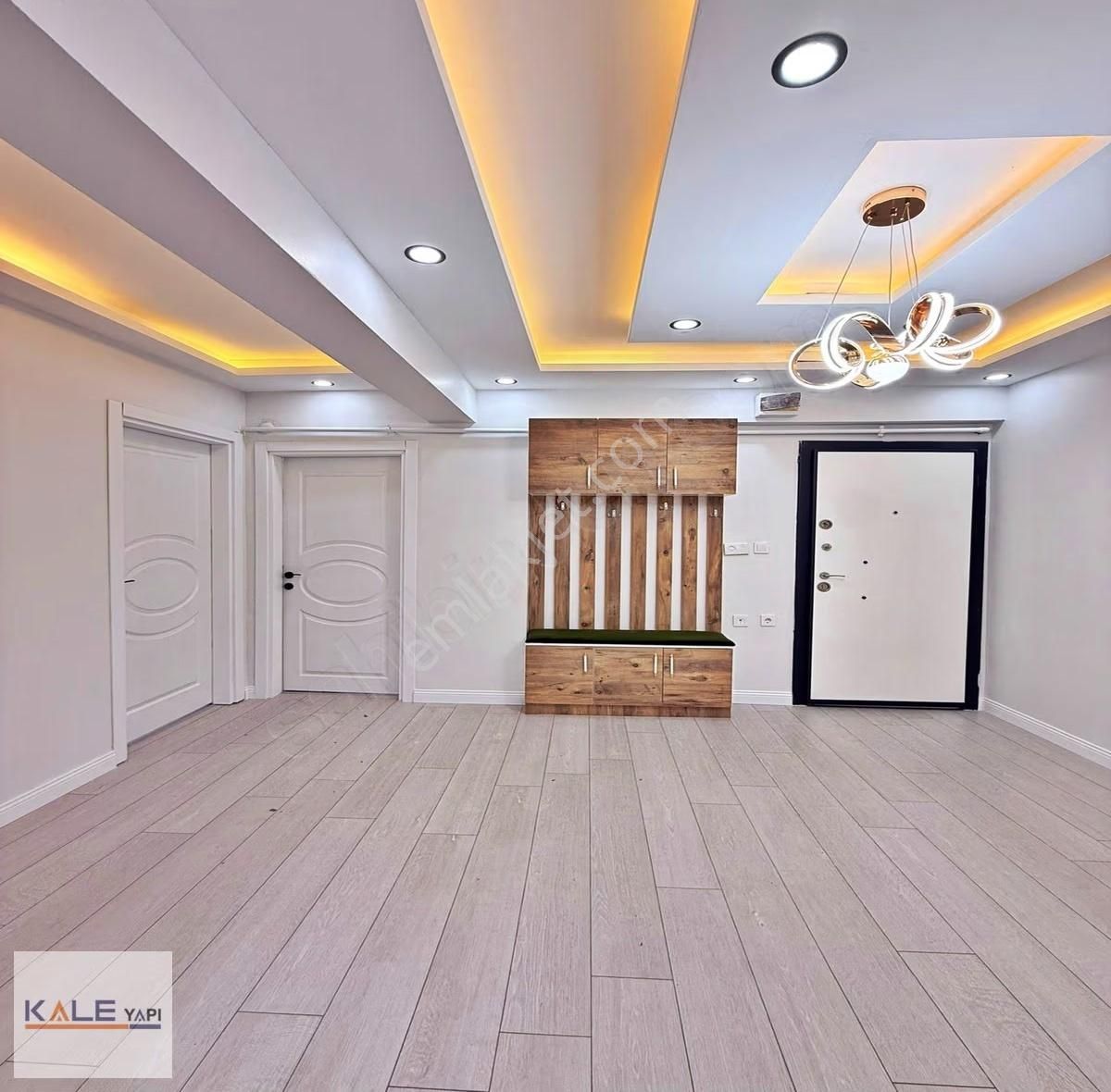 Merkezi Konumda 4+1 Satılık Daire - Görsel 16