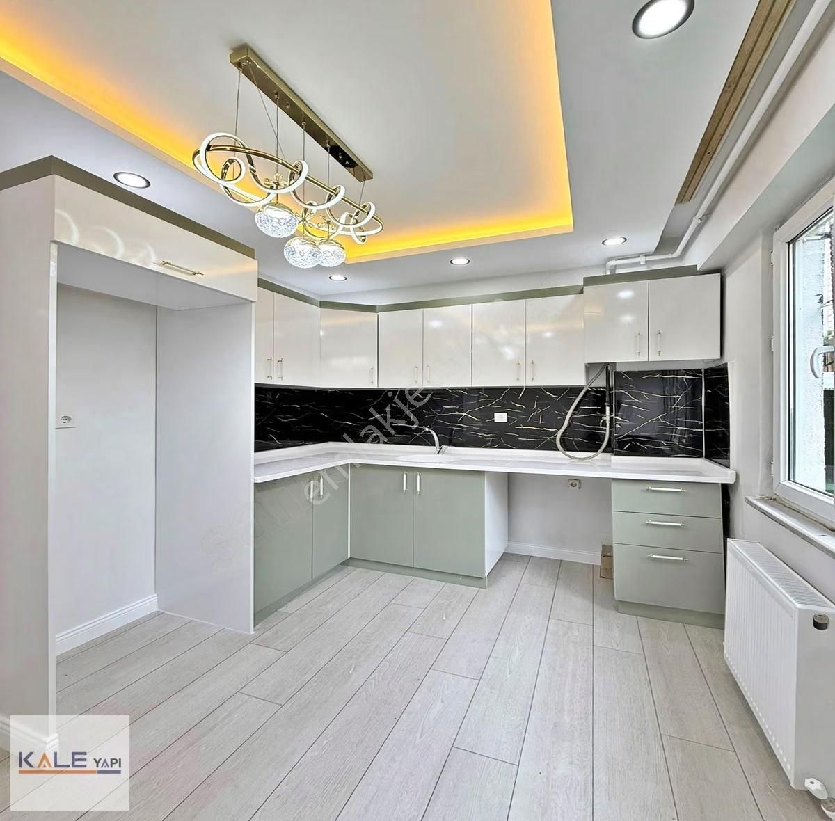 Merkezi Konumda 4+1 Satılık Daire - Görsel 27