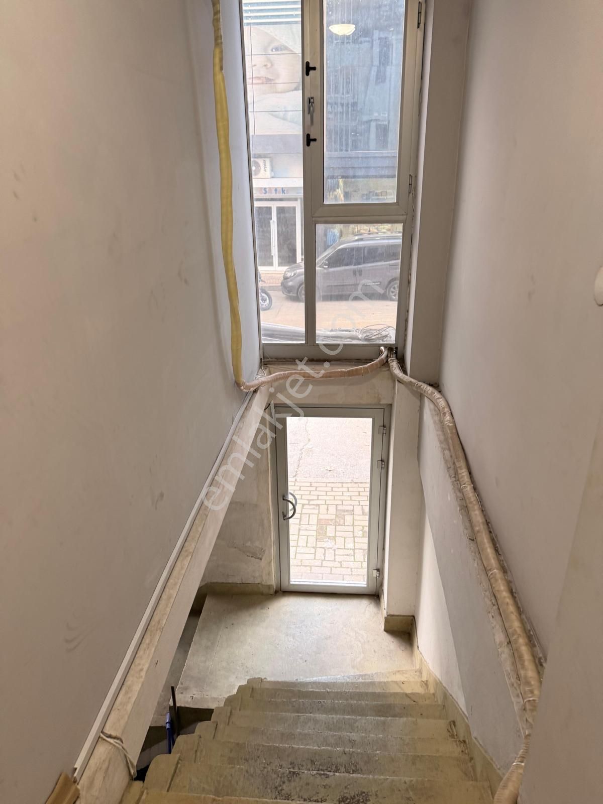 Vişne Caddesi Yatırımlık İş Yeri - Görsel 10