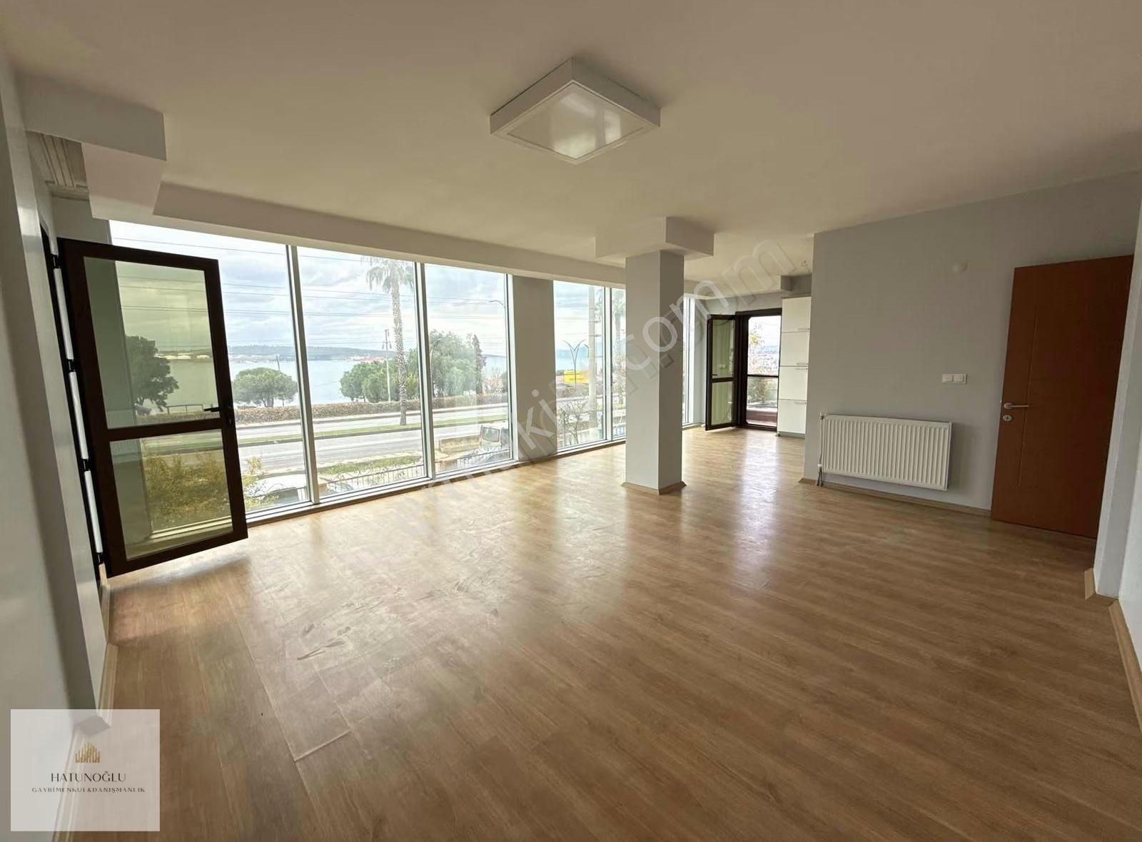 Hatunoğlu'ndan Kiralık Yalı Mahallesi'nde 3+1 Deniz Man.daireler