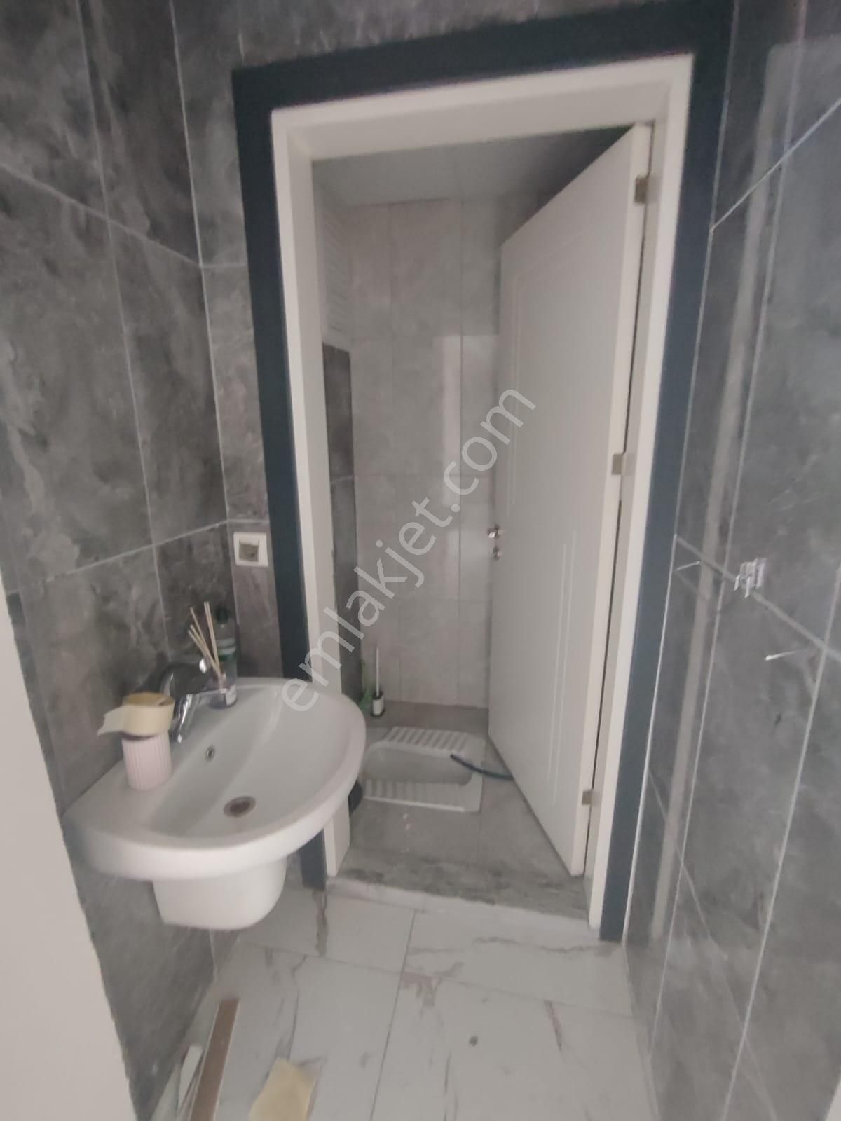 Kaan Emlaktan Yeni Binada 3+1 Lüx Yerden Isıtmalı Satılık Daire - Görsel 19