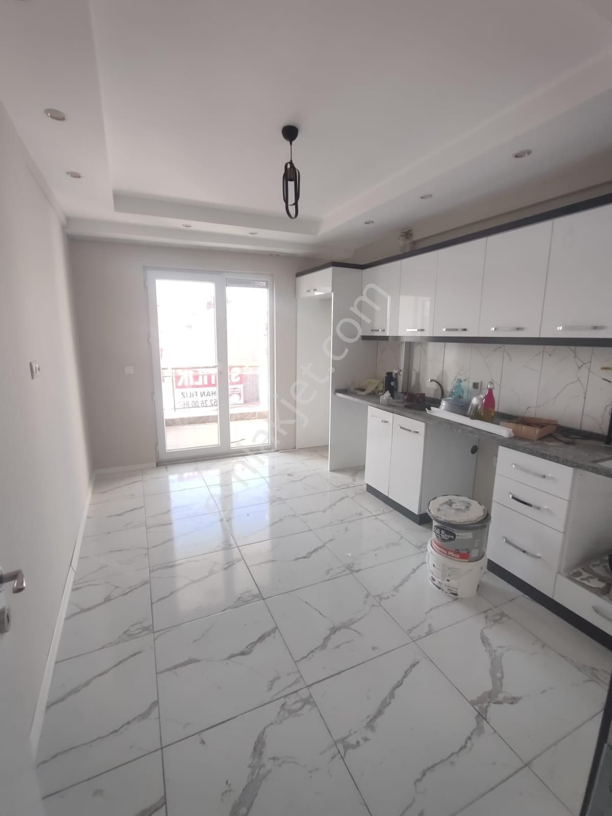 Kaan Emlaktan Yeni Binada 3+1 Lüx Yerden Isıtmalı Satılık Daire