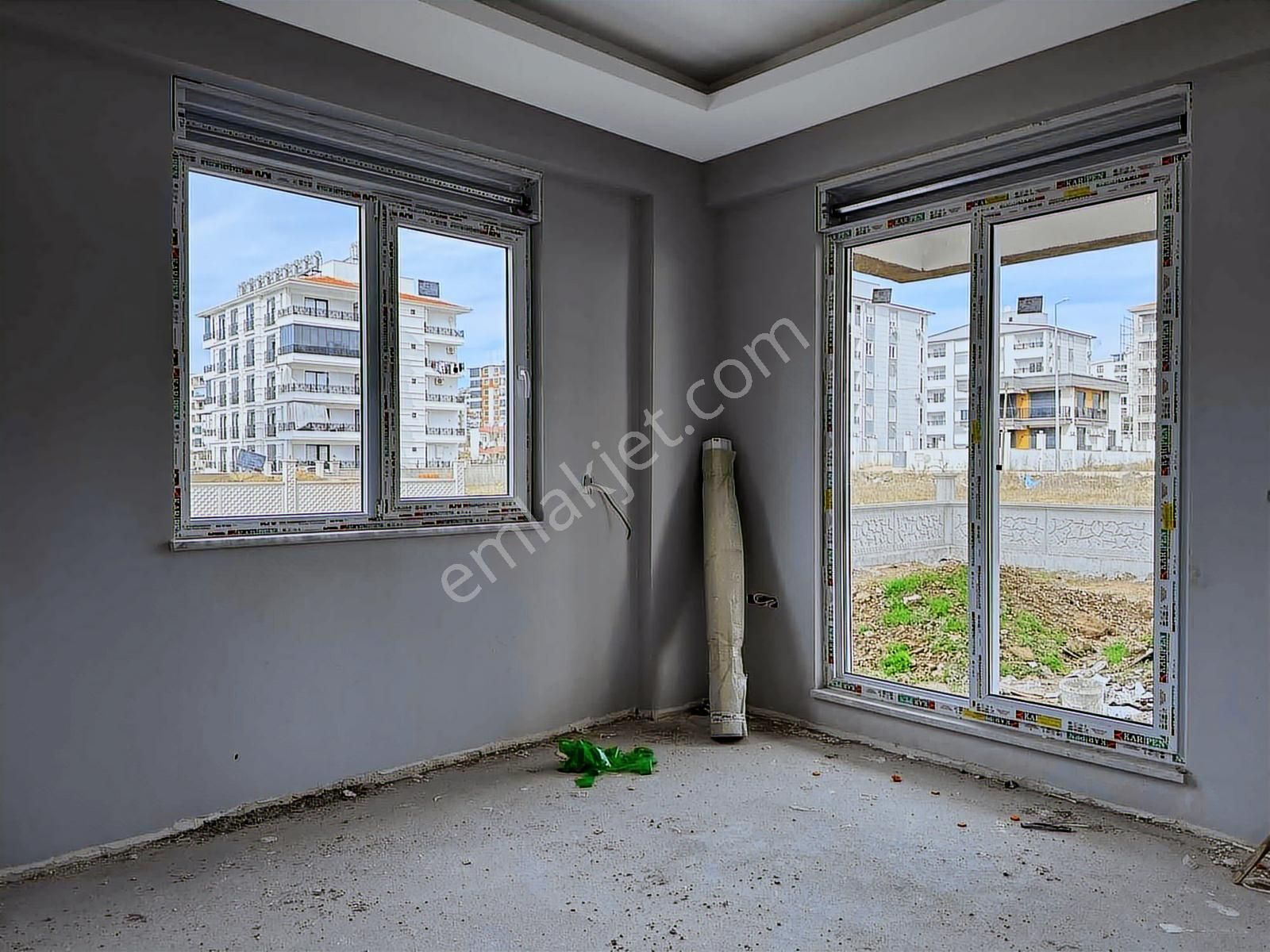 Antalya Serik Gedik Mahallesi 2+1 Giriş Kat Daire - Görsel 2