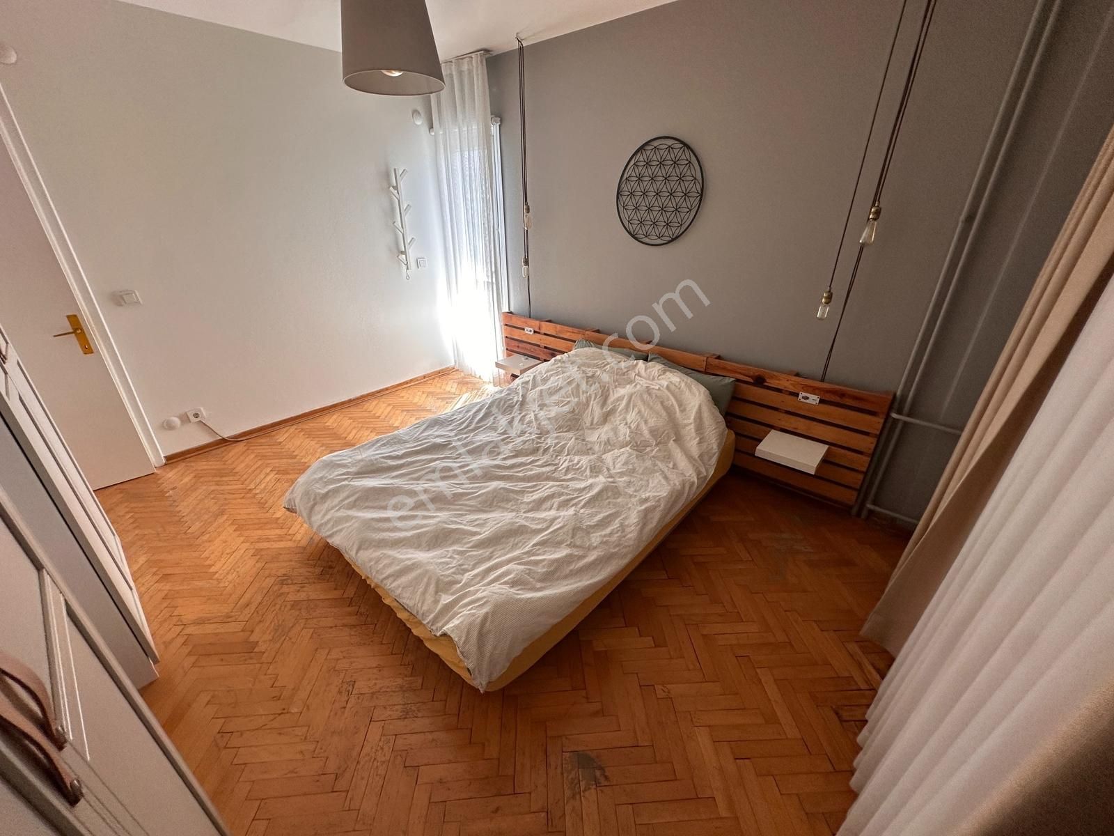 Tamiş'den Göztepe'de Cadde Üzerinde 3 Cepheli Çok Ferah7.kat 3+1 - Görsel 27