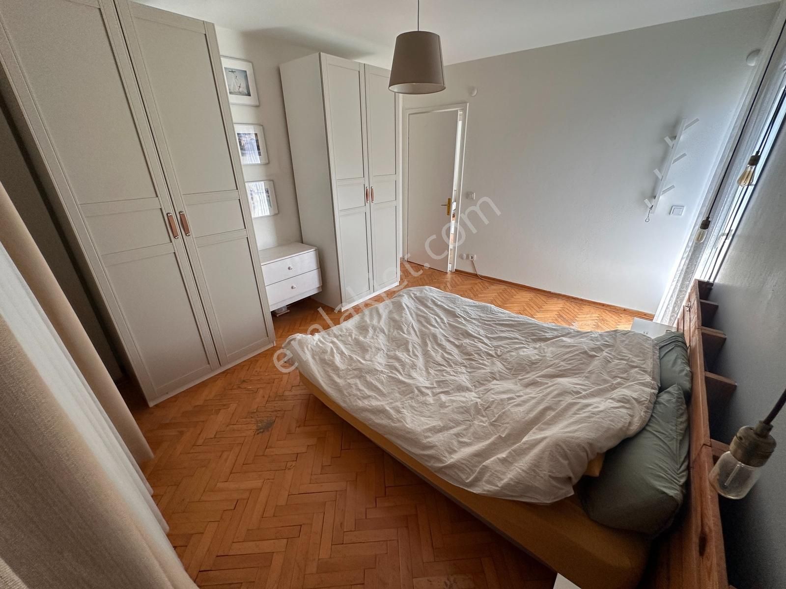 Tamiş'den Göztepe'de Cadde Üzerinde 3 Cepheli Çok Ferah7.kat 3+1 - Görsel 33