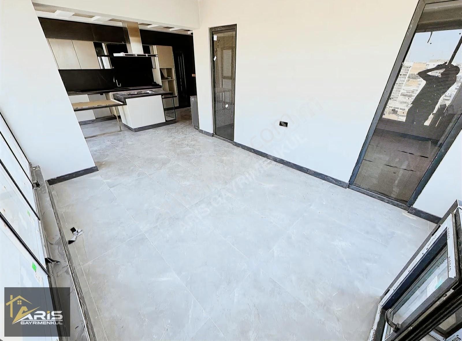 Aris'ten Lita Astoria Beytepede Peyzaj Cephe Yüksek Kat Lüx 4+1 - Görsel 5