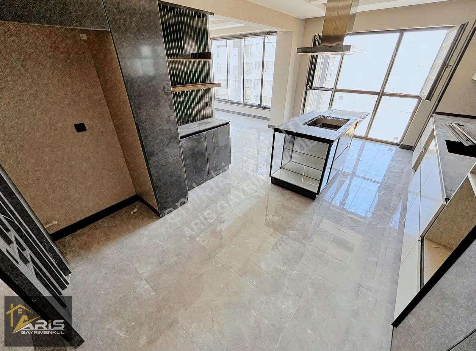 Aris'ten Lita Astoria Beytepede Peyzaj Cephe Yüksek Kat Lüx 4+1 - Görsel 31