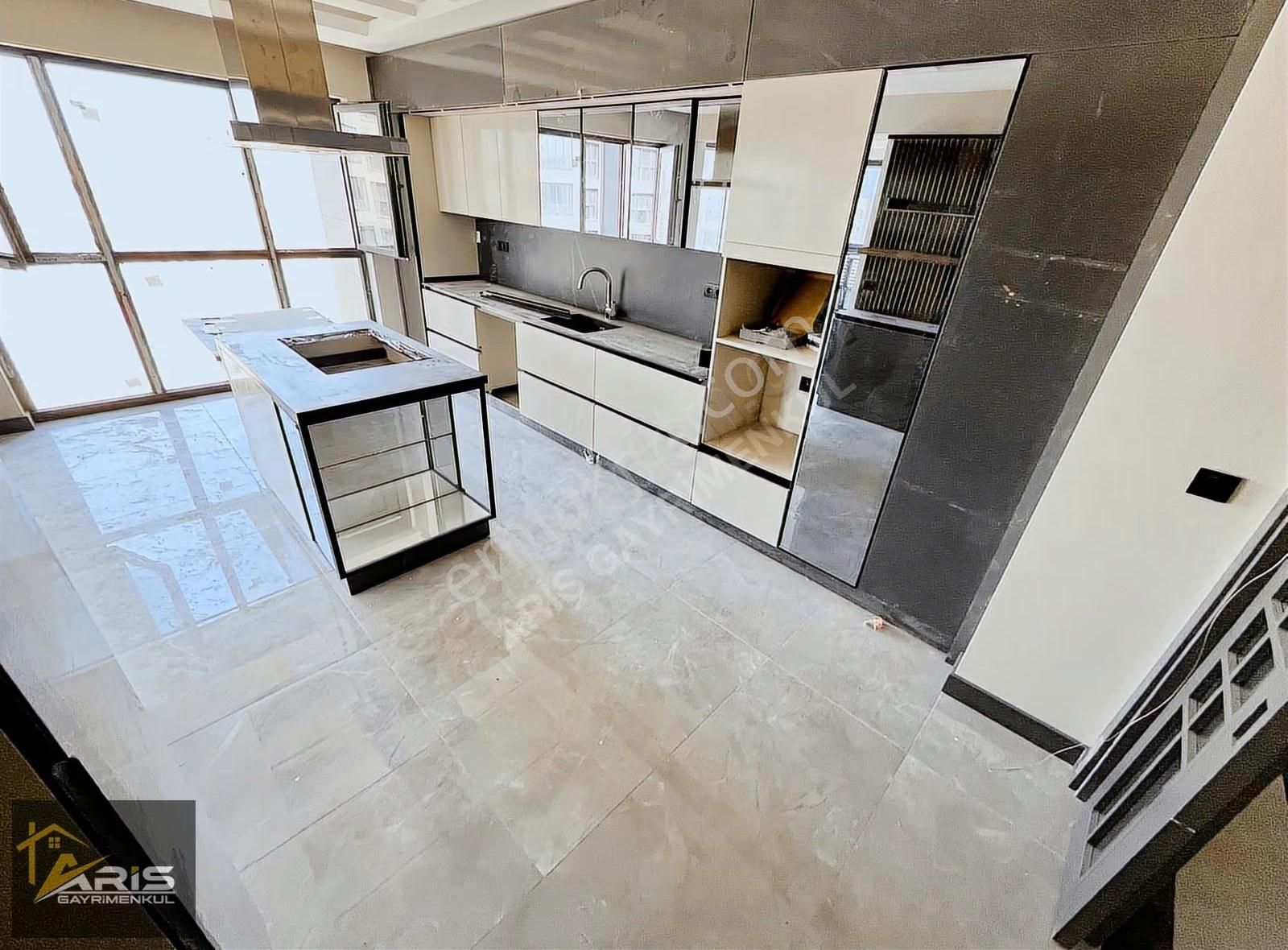 Aris'ten Lita Astoria Beytepede Peyzaj Cephe Yüksek Kat Lüx 4+1 - Görsel 2