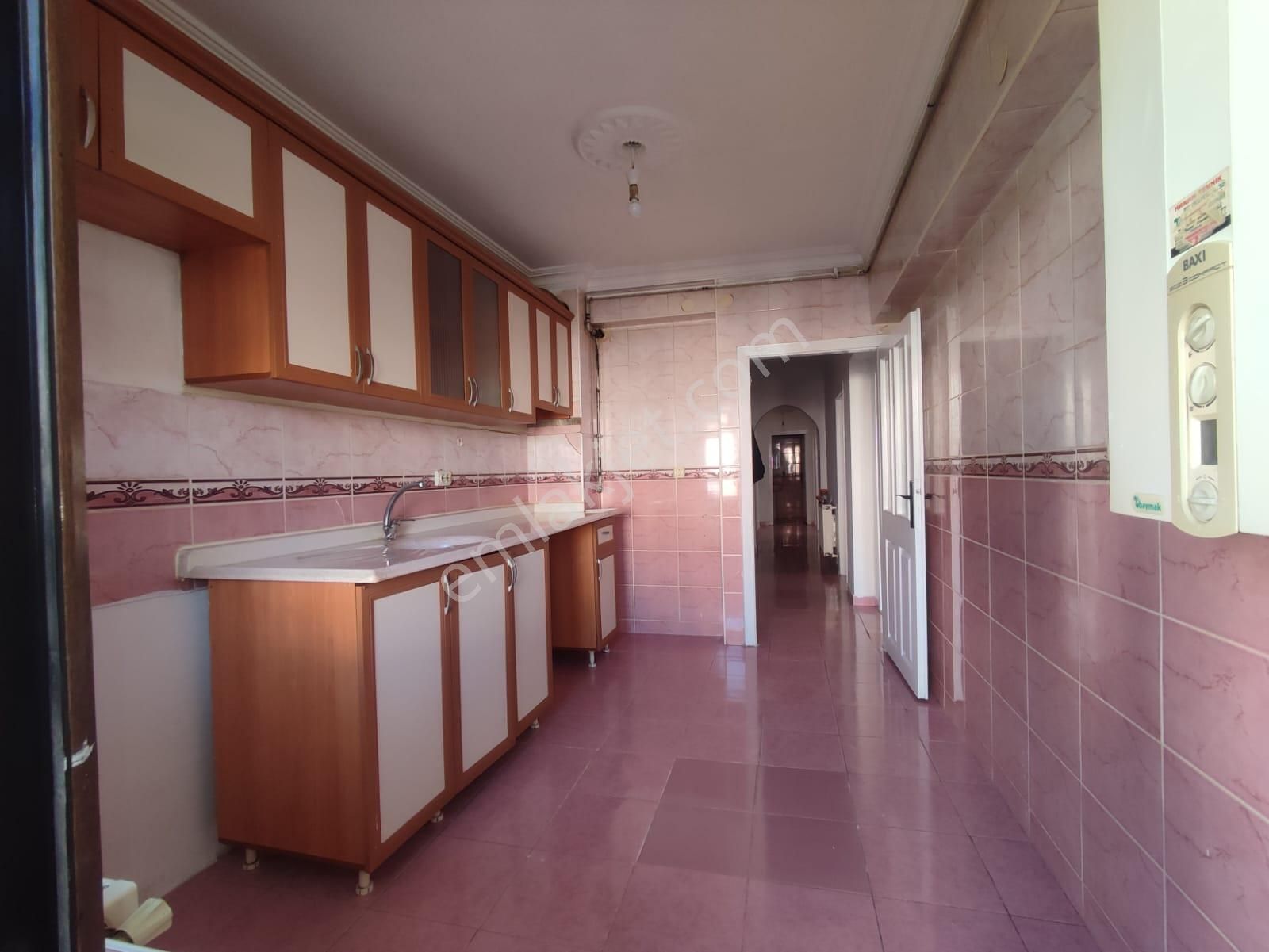 Sincan Pınarbaşı Mh 3+1 Bağımsız Ara Kat Çift Balkonlu Satılık Daire - Görsel 4
