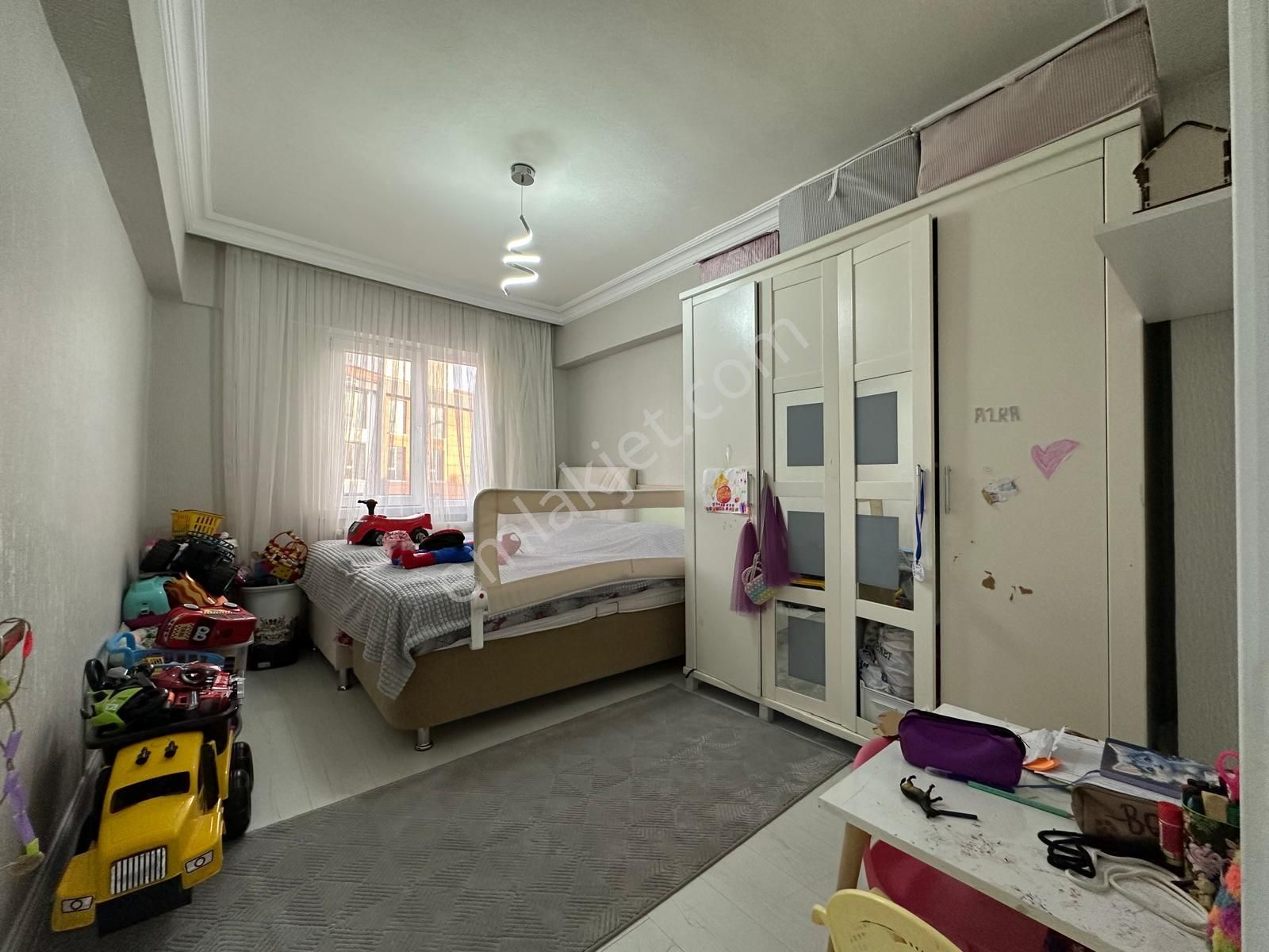 Çiftçioğullarından Ara Katta Lüx Yapılı E.banyolu 3+1 Daire - Görsel 15