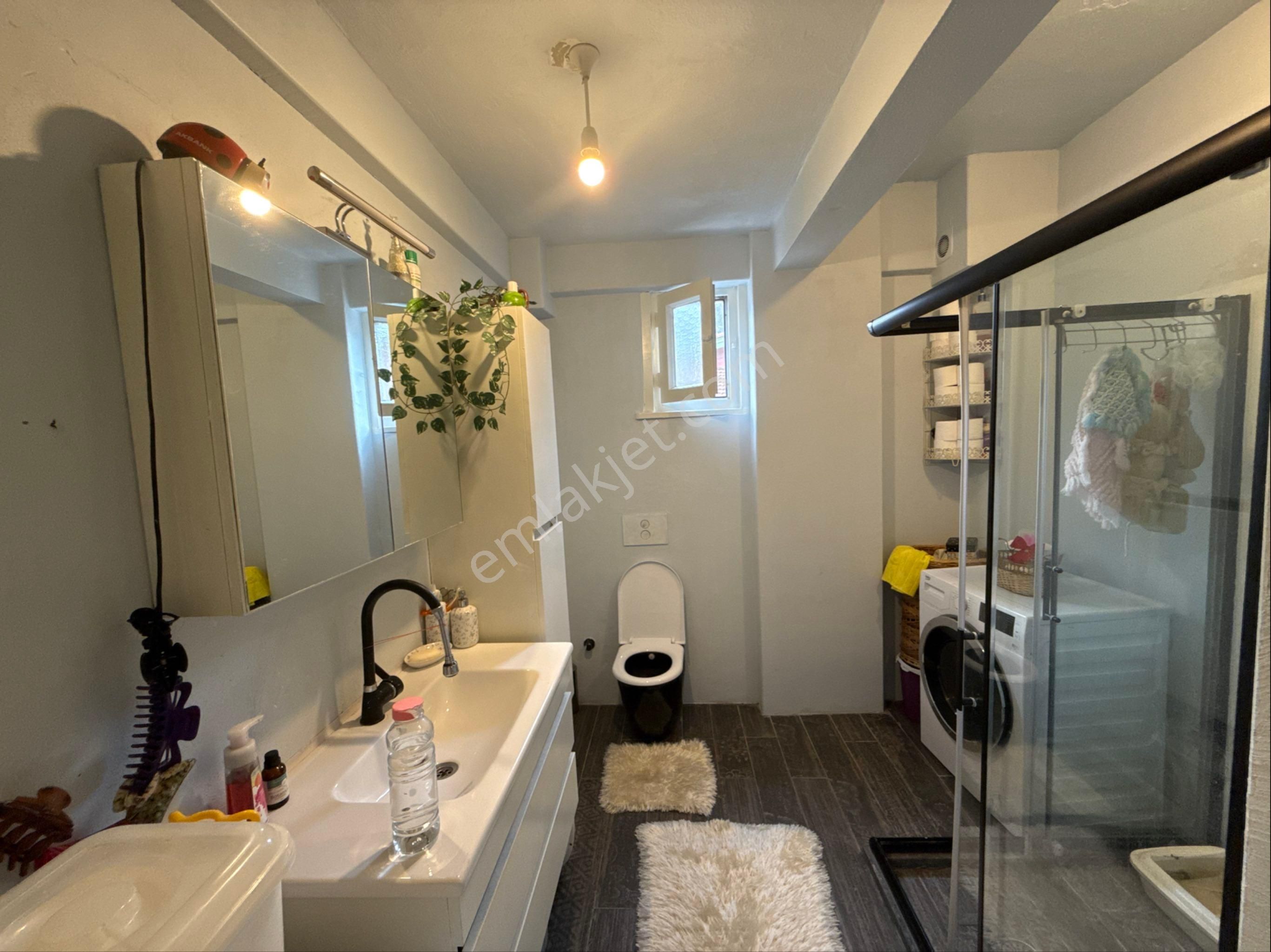 Yeniköy'de Yatırıma Uygun 3 Katlı 130 M2 Arsalı Satılık Bina - Görsel 10