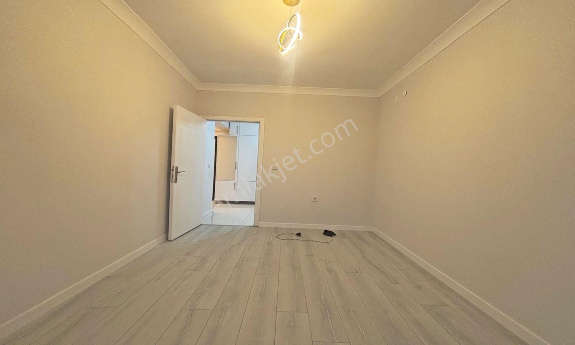 Bulvar'dan Keçiören Karakaya'da Caddeye Yakın Sıfır 3+1 Daire - Görsel 28