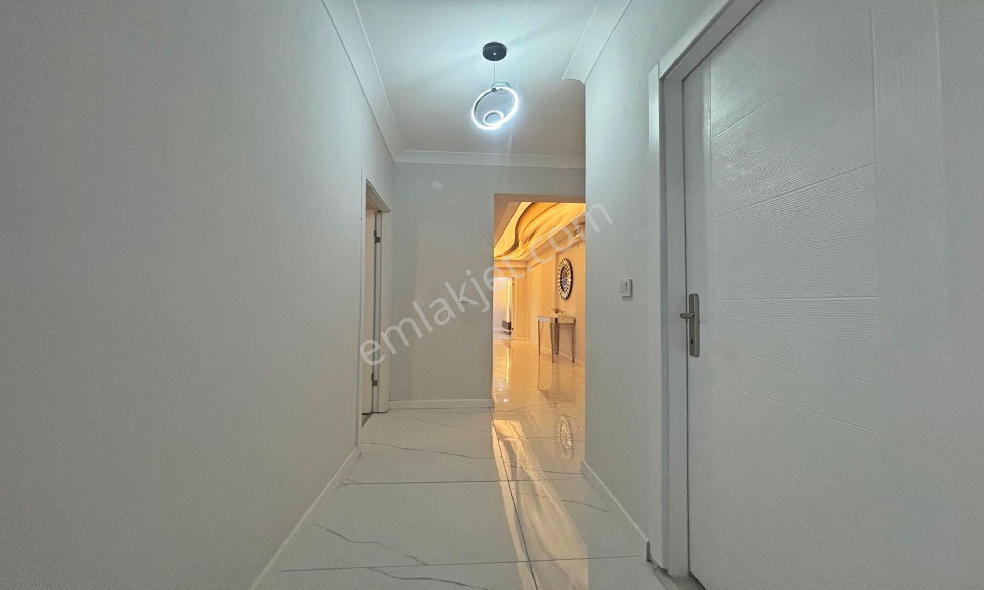 Bulvar'dan Keçiören Karakaya'da Caddeye Yakın Sıfır 3+1 Daire - Görsel 4