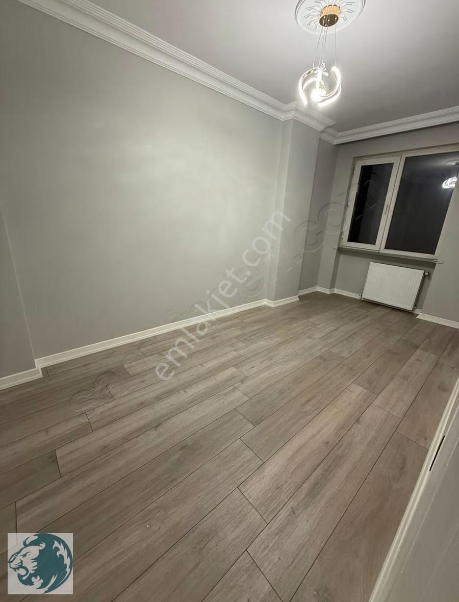 Orhangazi Mahalle Meydanda Satılık 2+1 Arakat 100m2 Harika Daire - Görsel 4