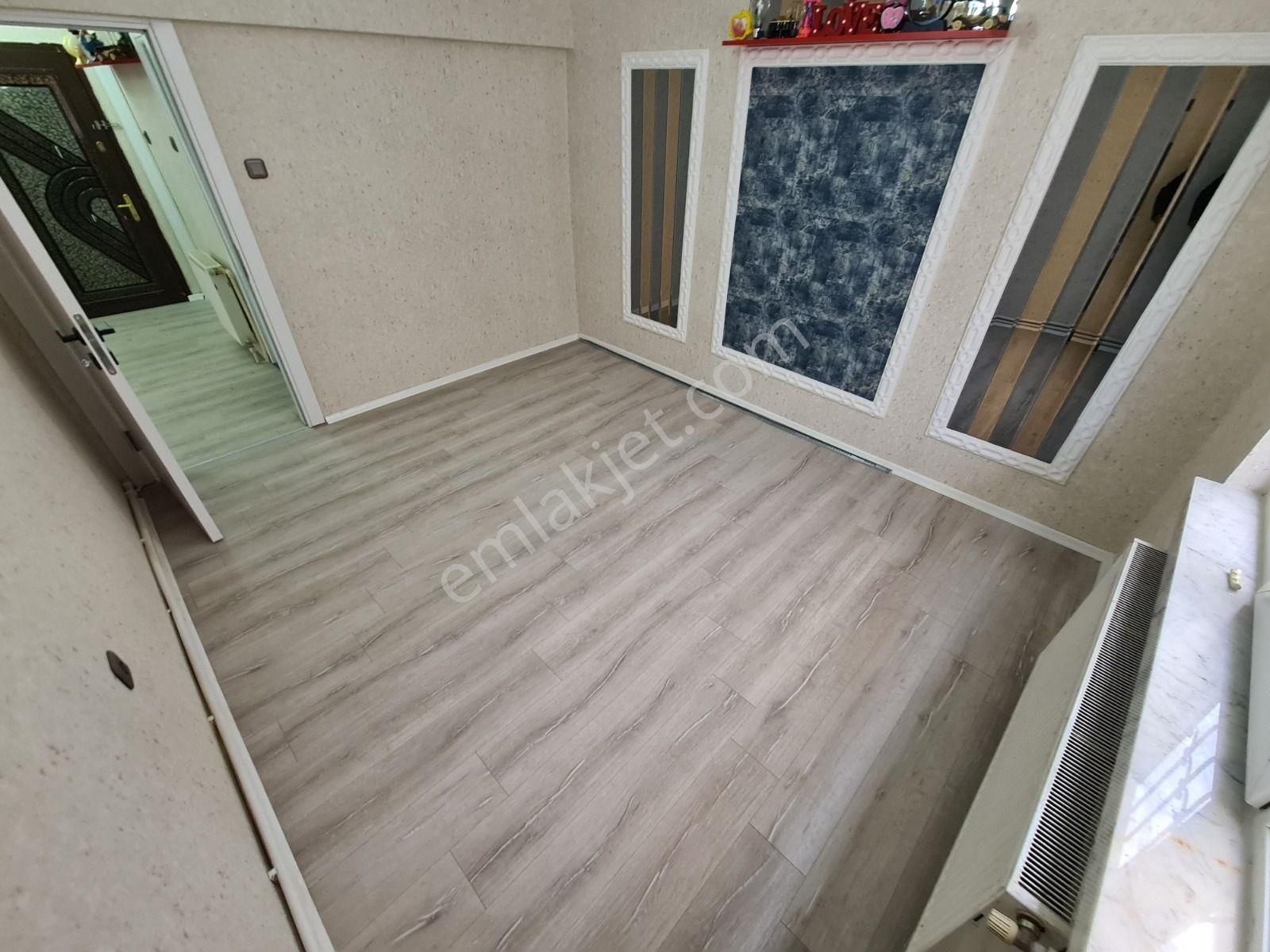 Etlik Kıvrımlı Sokak Arakatta Full Yapılı Ön Cephe 3+1 Daire - Görsel 25