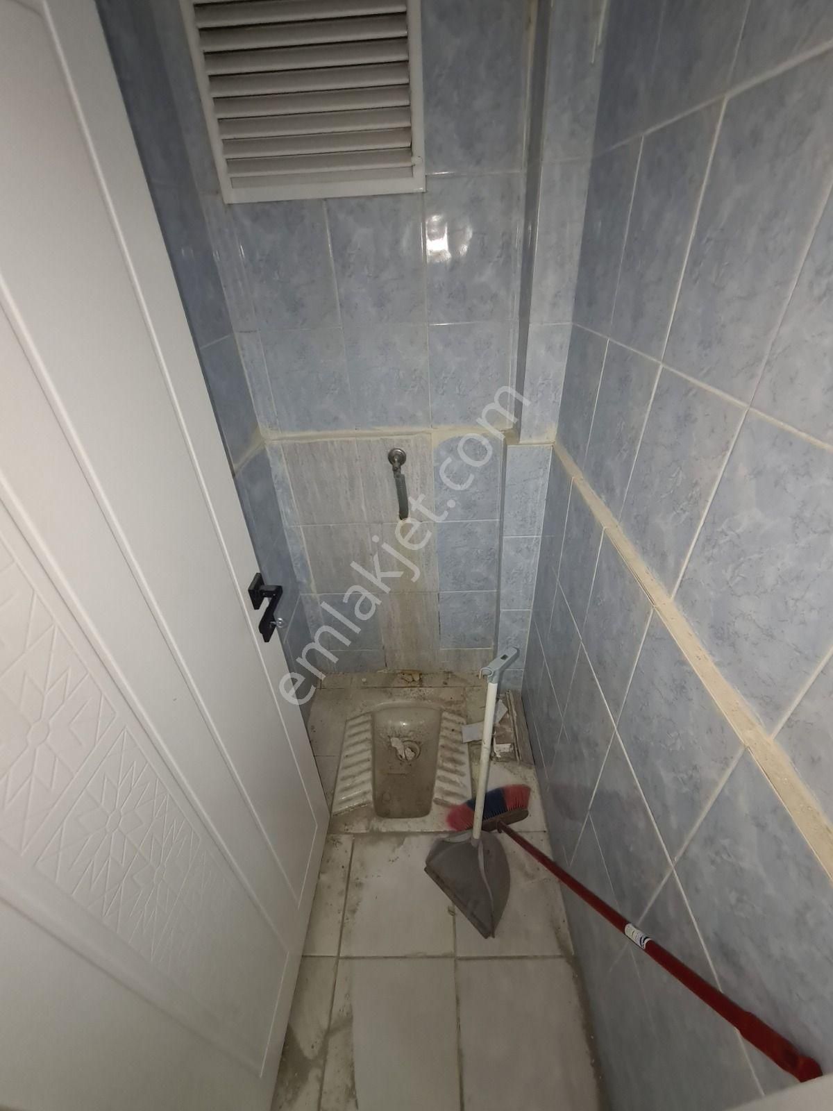 Etlik Kıvrımlı Sokak Arakatta Full Yapılı Ön Cephe 3+1 Daire - Görsel 33