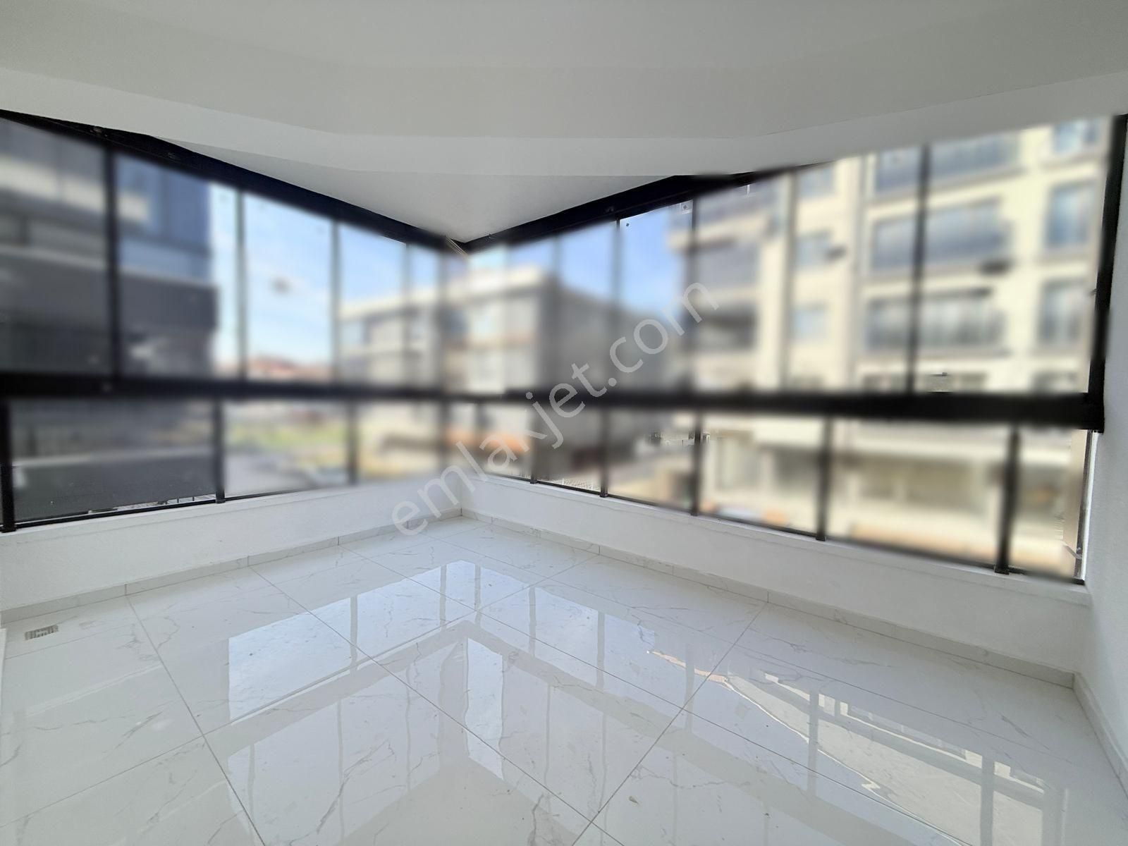 Yıldız'dan Bölgenin İncisi !! Park Cephe Ara Kat 3+1 Fırsatı !! - Görsel 9