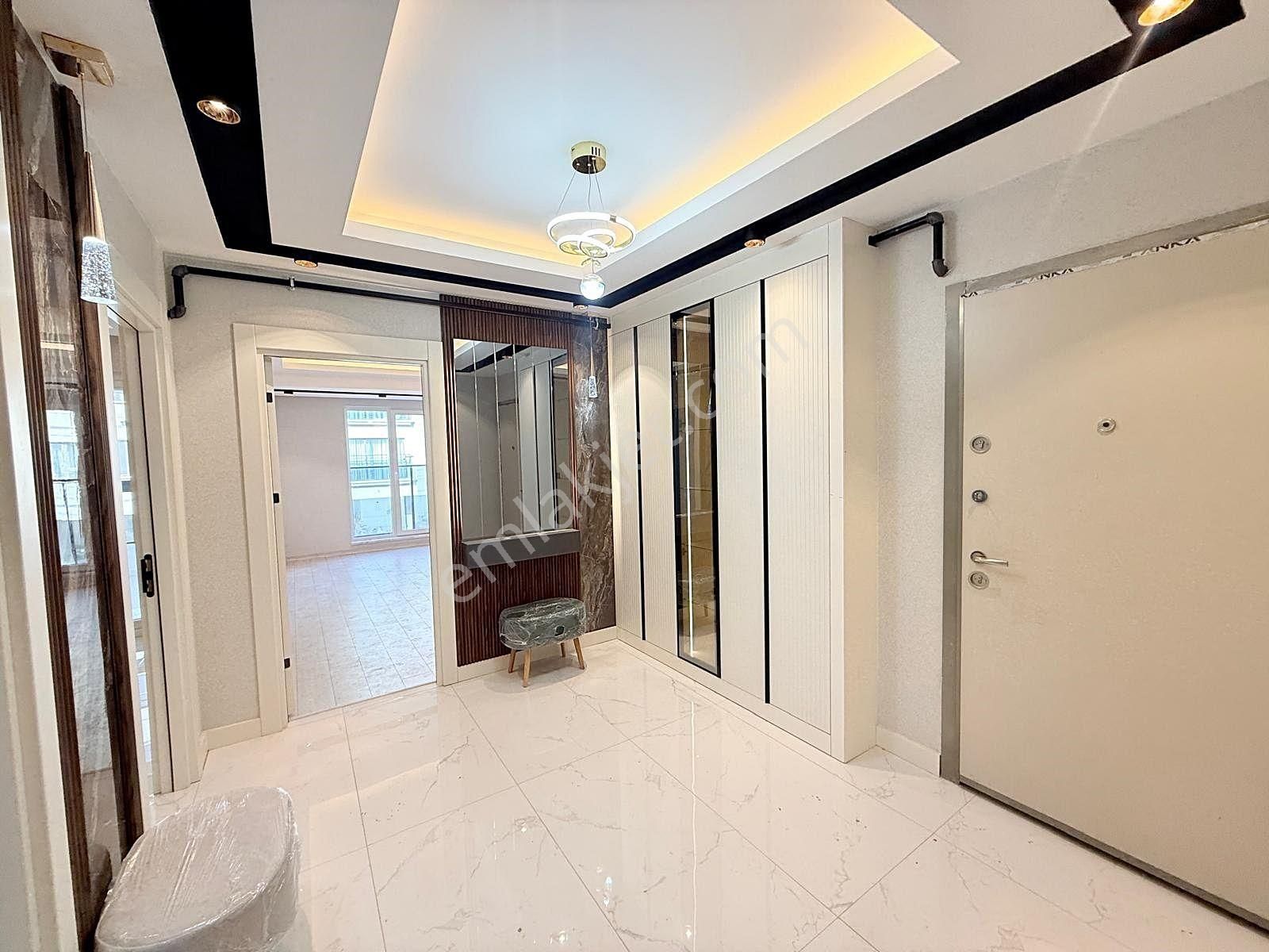 Yıldız'dan Bölgenin İncisi !! Park Cephe Ara Kat 3+1 Fırsatı !! - Görsel 32