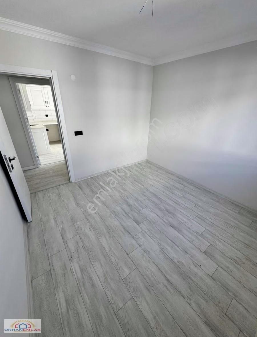 Orhan Emlak'tan Muradiye Mah. 3+1 Ara Kat Site İçerisinde Daire - Görsel 28