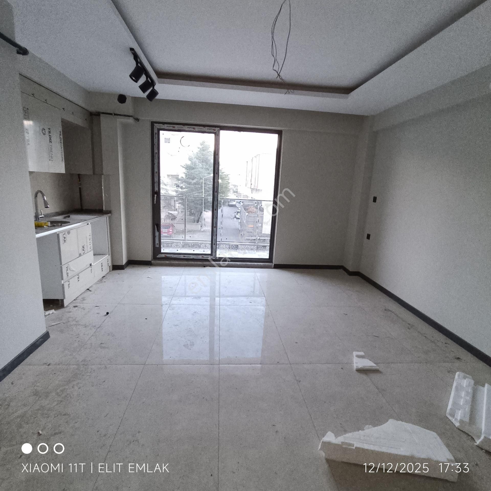 Elit Emlak ' Dan Kiralık 1+1 Daire İstasyon Mahh - Görsel 9