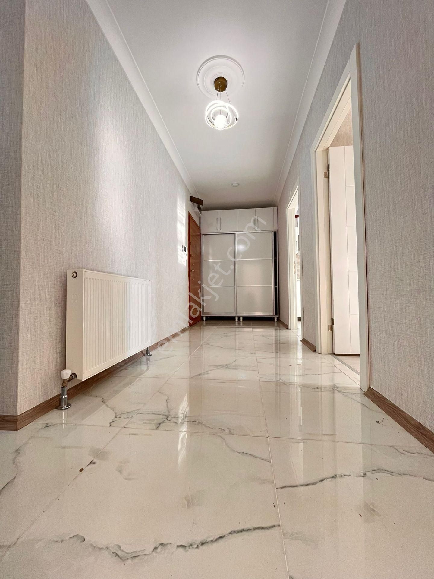 Keçiörende Full Yapılı Ebeveyn Banyolu 3+1 Daire - Görsel 24