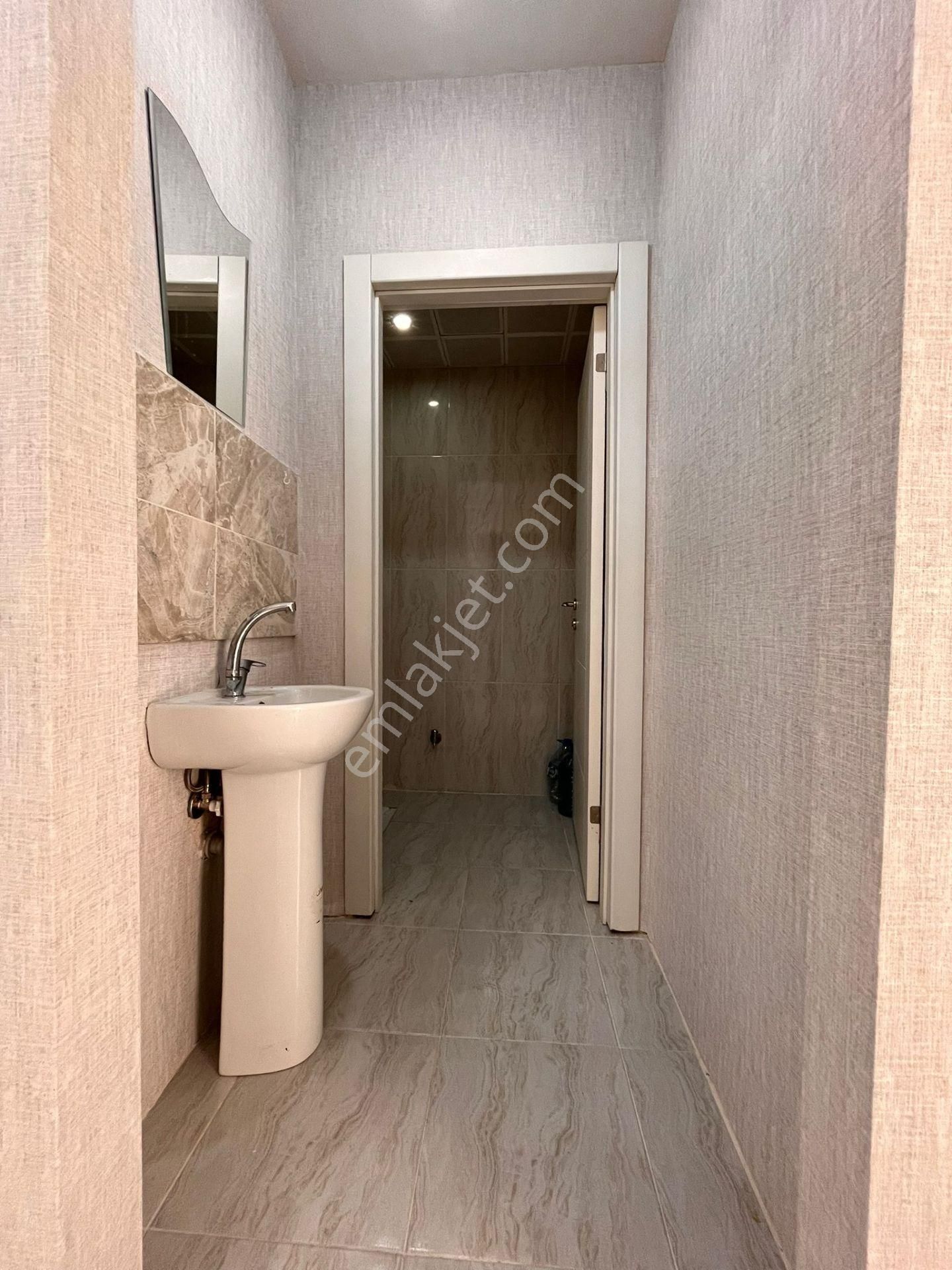 Keçiörende Full Yapılı Ebeveyn Banyolu 3+1 Daire - Görsel 27