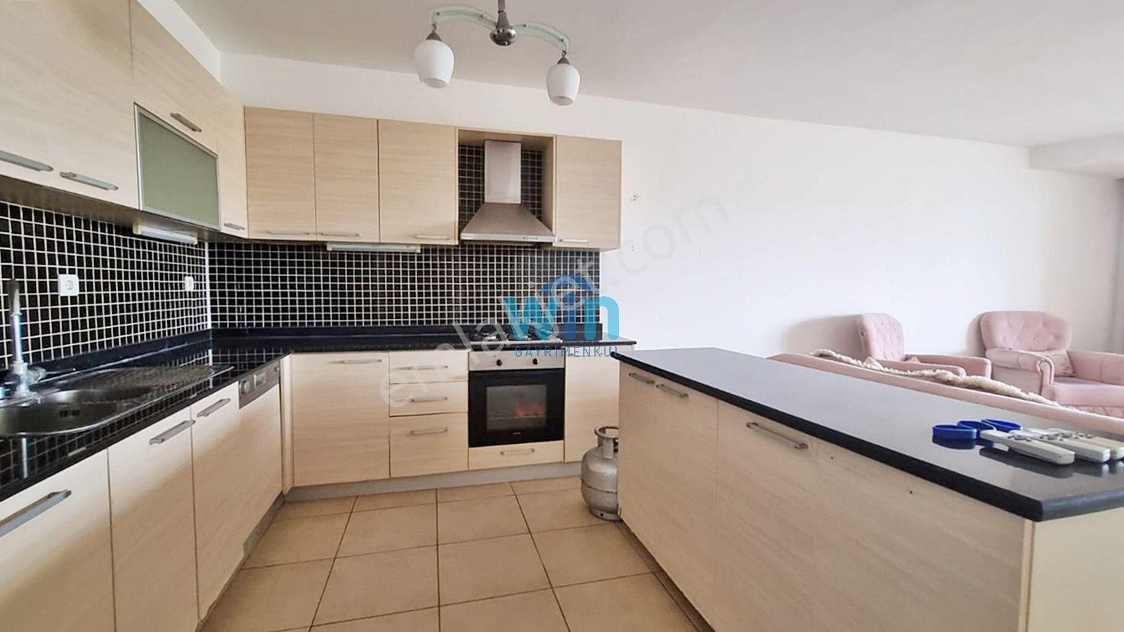 Win'den Çeşmeli Liparis 5'te Gölge Cephede Satılık 3+1 Yazlık - Görsel 11