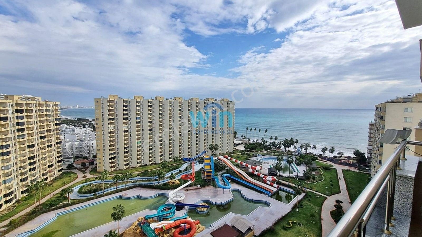 Win'den Çeşmeli Liparis 5'te Gölge Cephede Satılık 3+1 Yazlık - Görsel 35