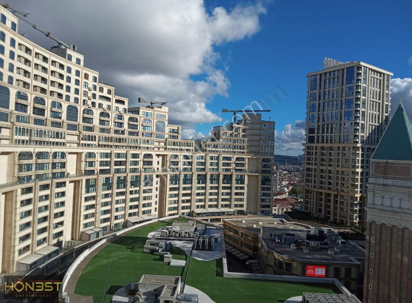 Venezia Mega'da Satılık 3+1 Boş Ful Balkonlu Oturuma Hazır Daire - Görsel 8