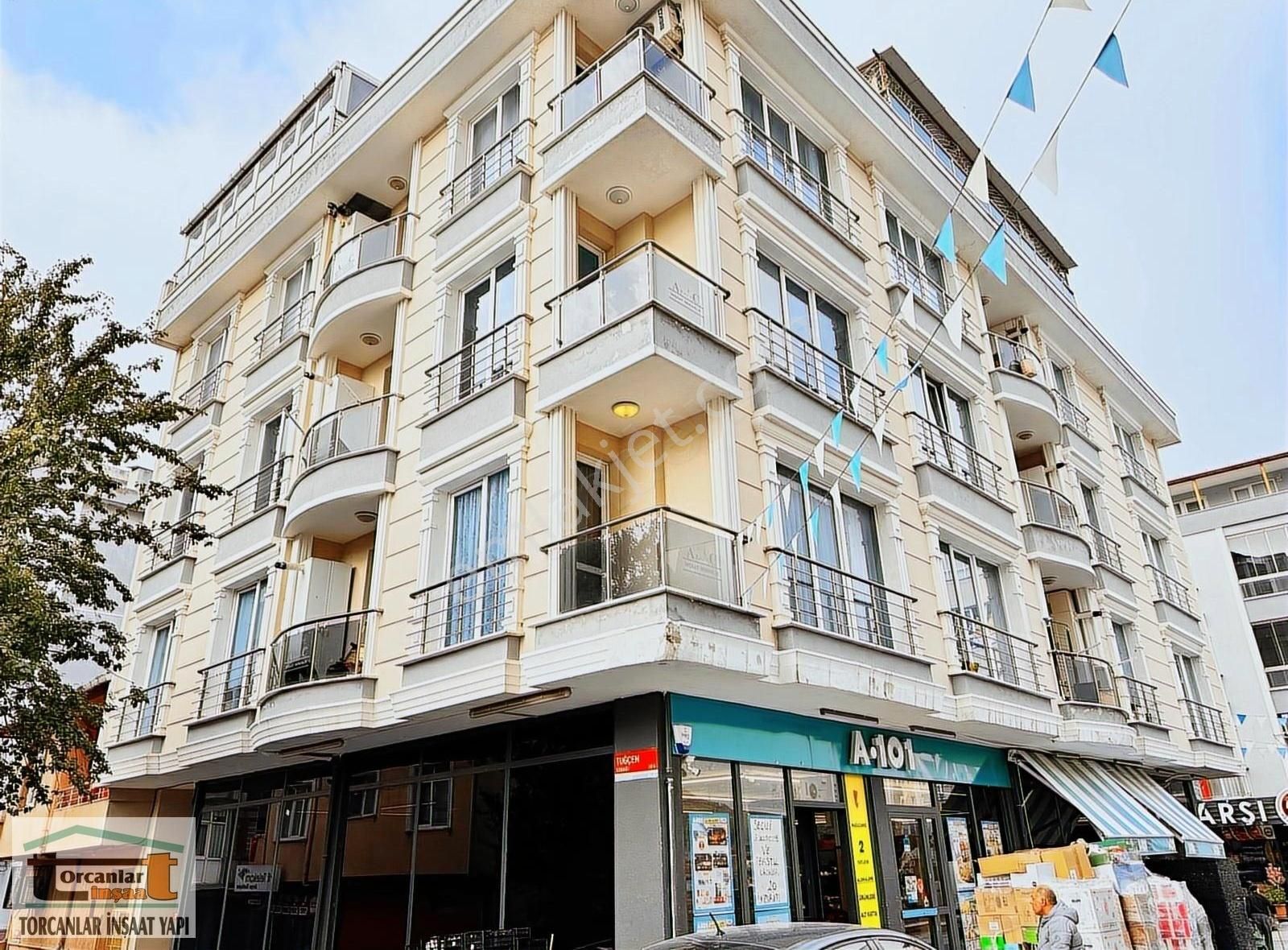 Büyükçekmece Celaliye Mahallesinde Köy İçinde Kiralık 2+1