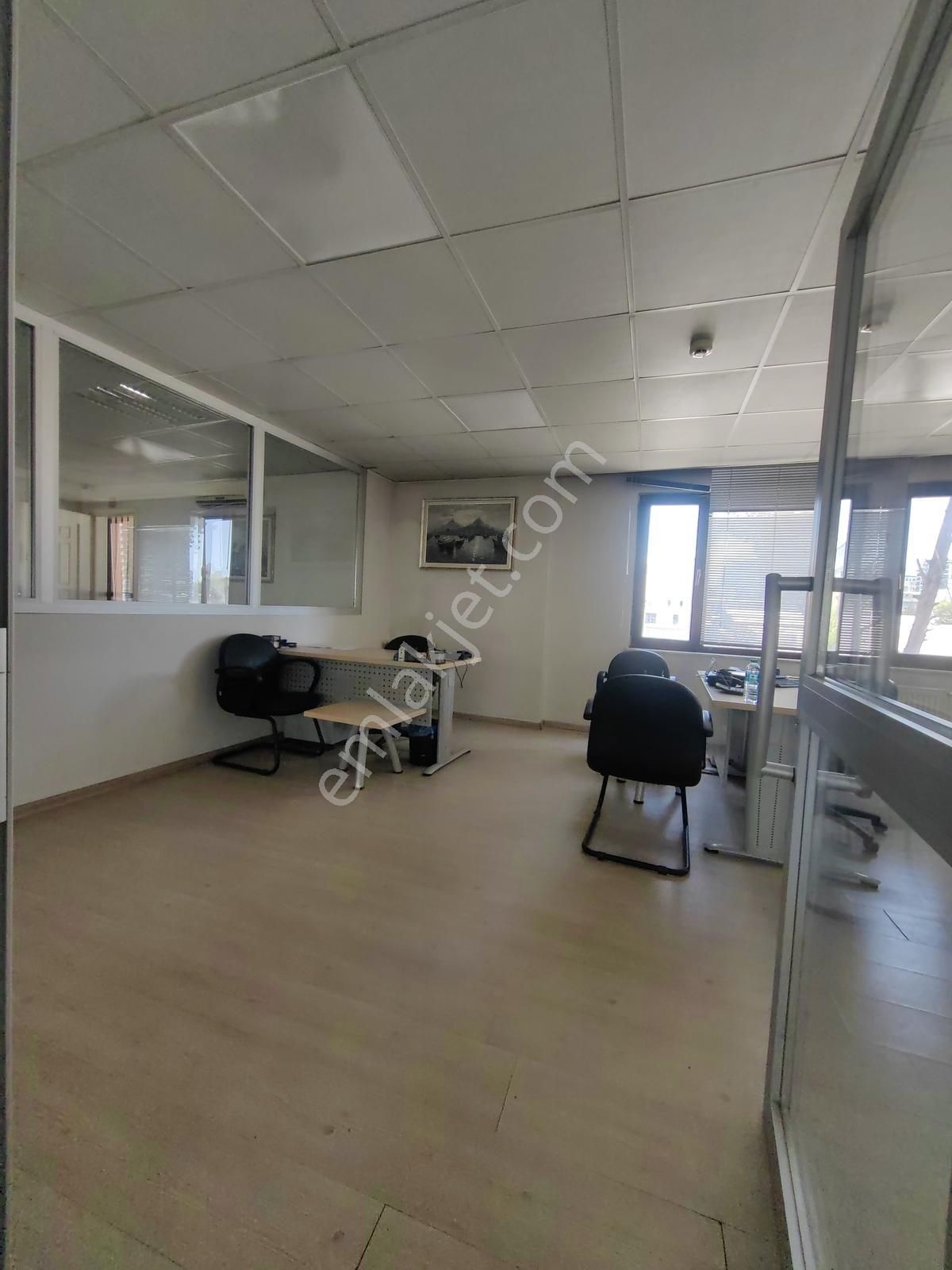 Bağcılar 15 Temmuz Mah Kiralık 250 M2 Cadde Üzeri 3.kat İşyeri - Görsel 23