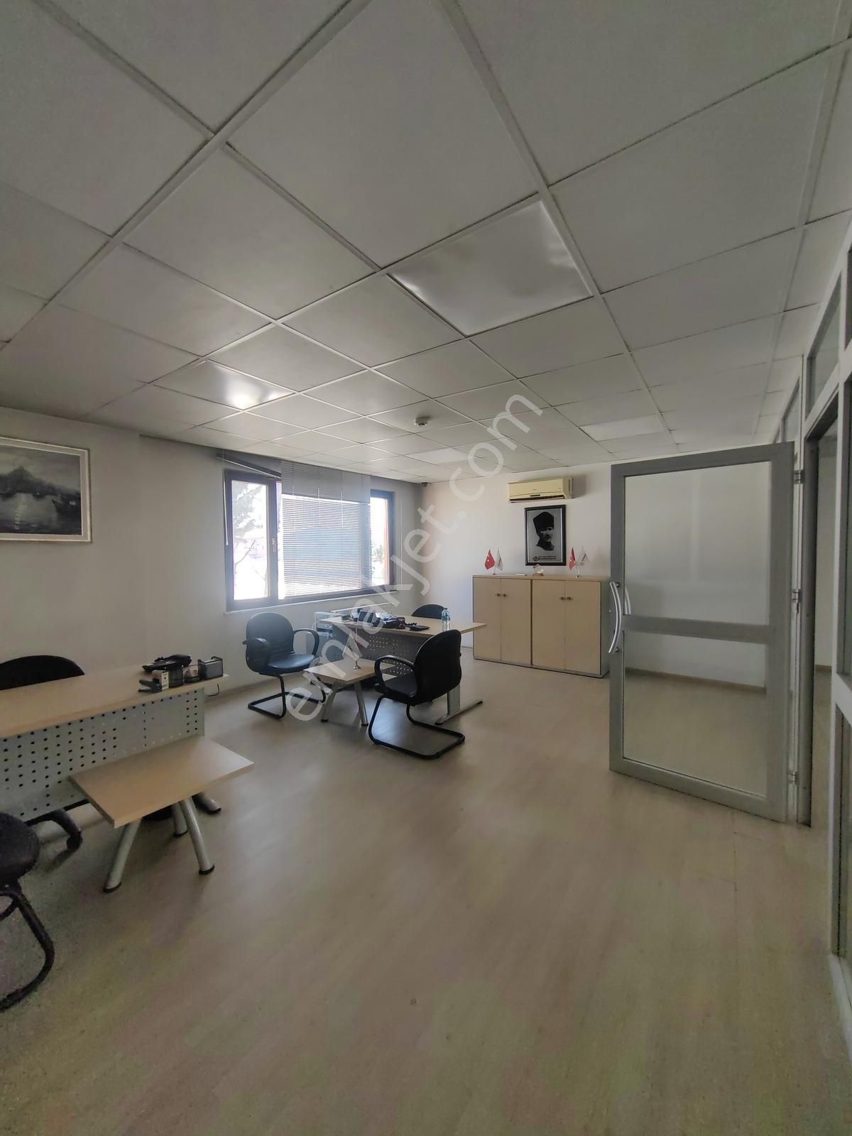 Bağcılar 15 Temmuz Mah Kiralık 250 M2 Cadde Üzeri 3.kat İşyeri - Görsel 18