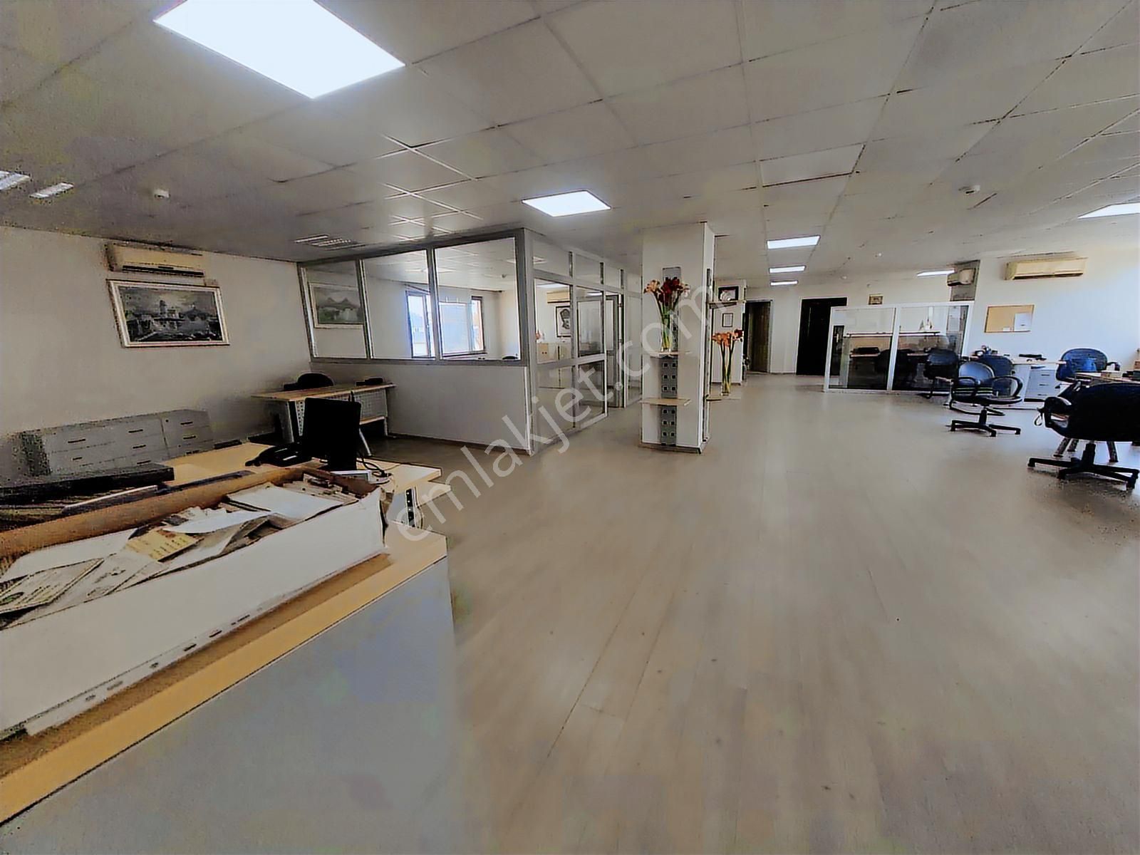 Bağcılar 15 Temmuz Mah Kiralık 250 M2 Cadde Üzeri 3.kat İşyeri - Görsel 15