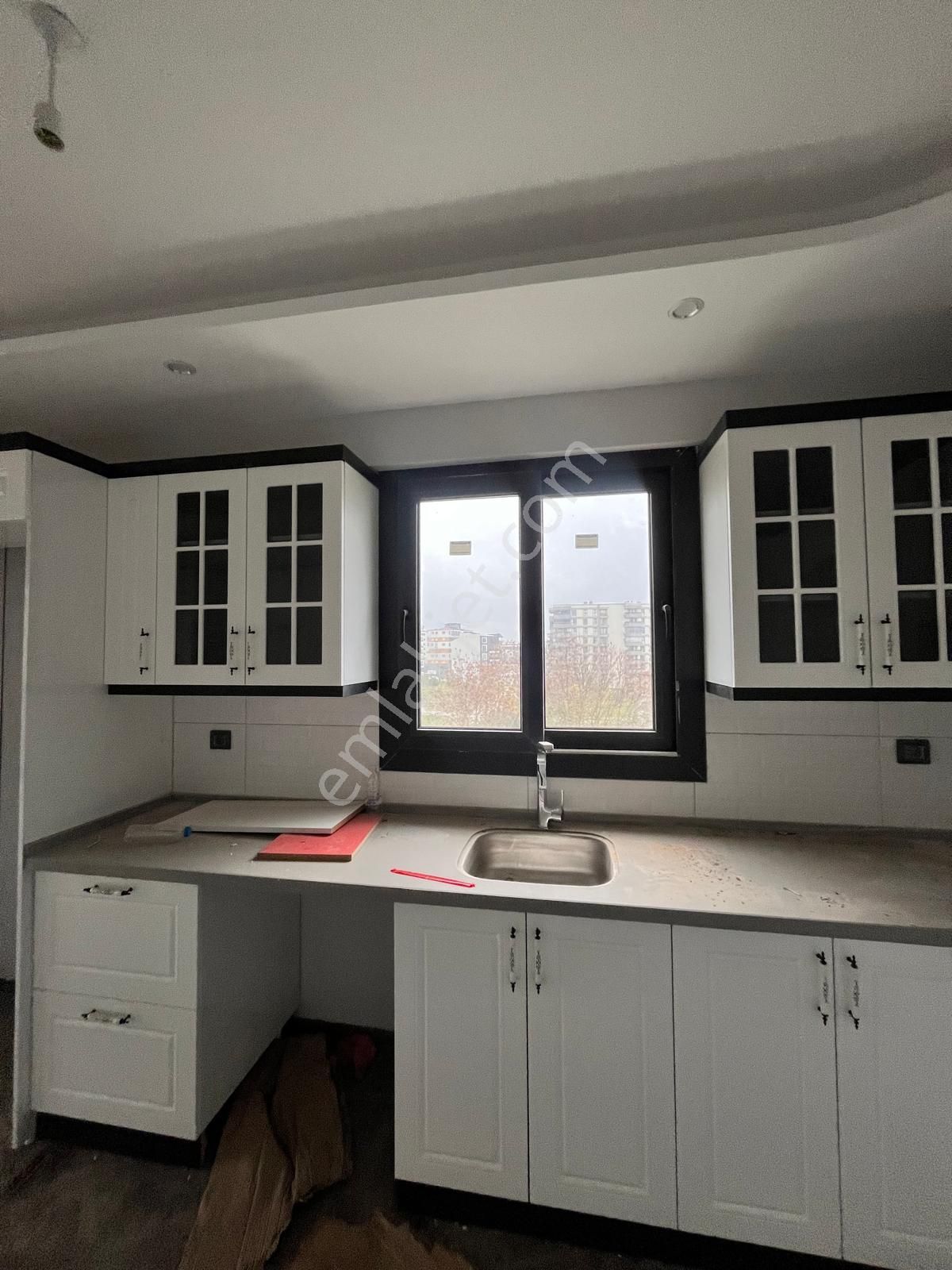 Lüx İşçilikli Oturuma Hazır Çook Geniş 3+1 Daire - Görsel 2