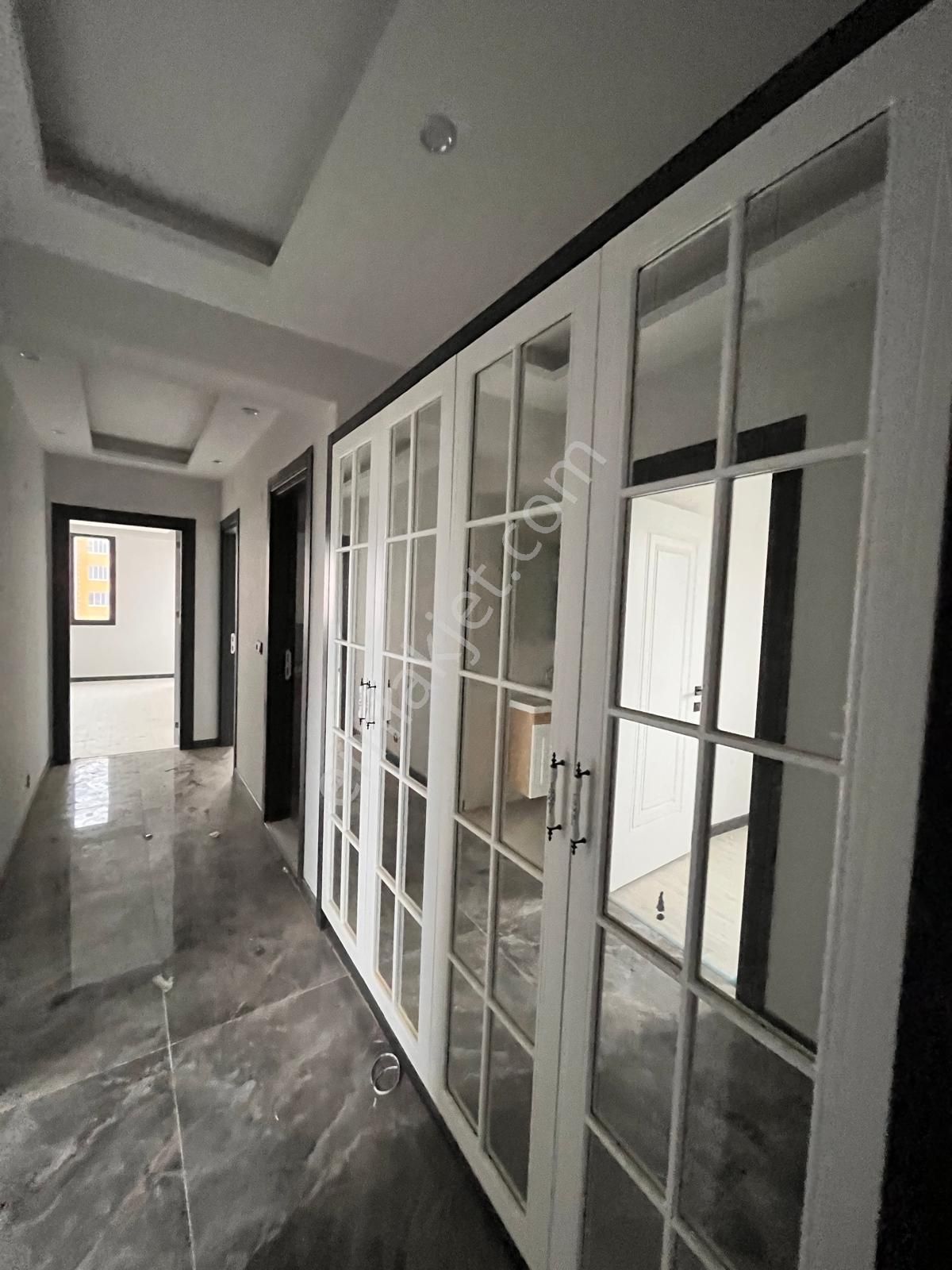 Lüx İşçilikli Oturuma Hazır Çook Geniş 3+1 Daire - Görsel 8