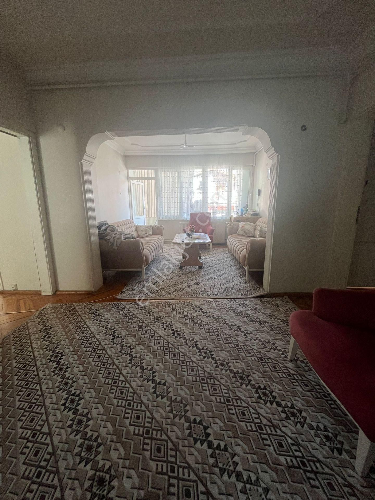 Kaan Emlaktan Topraklık Mahallesinde İçi Yenilenmiş Masrafsız 3+1 Satılık Daire - Görsel 16