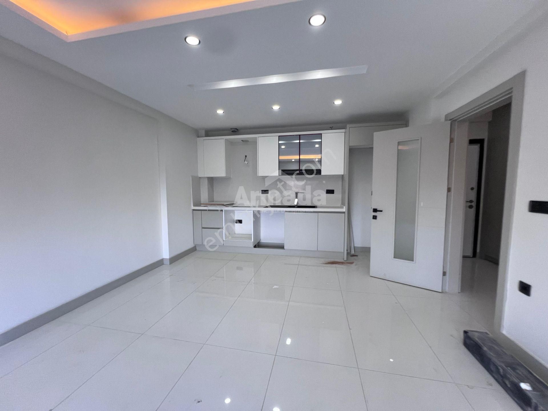 Kuşadası Değirmenderede Modern Site İçerisinde Bahçe Katı Daire - Görsel 12