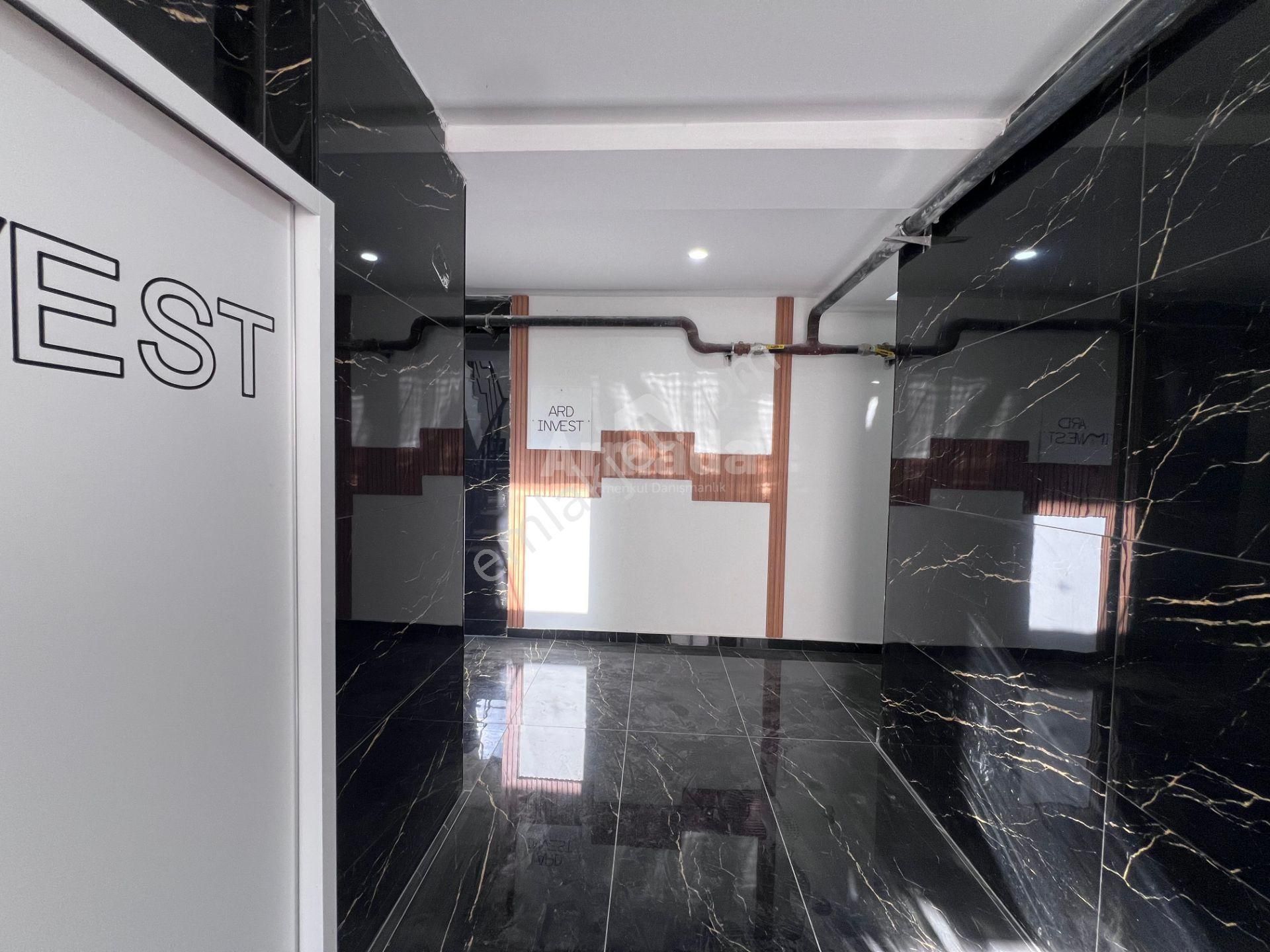 Kuşadası Değirmenderede Modern Site İçerisinde Bahçe Katı Daire - Görsel 26