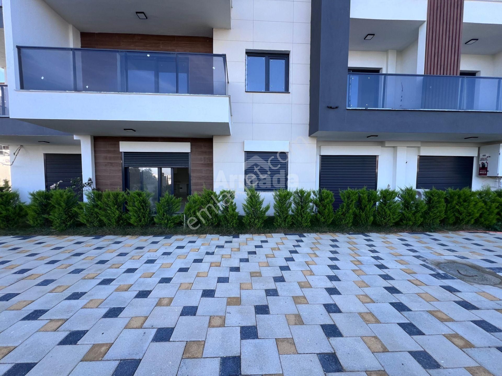 Kuşadası Değirmenderede Modern Site İçerisinde Bahçe Katı Daire - Görsel 24